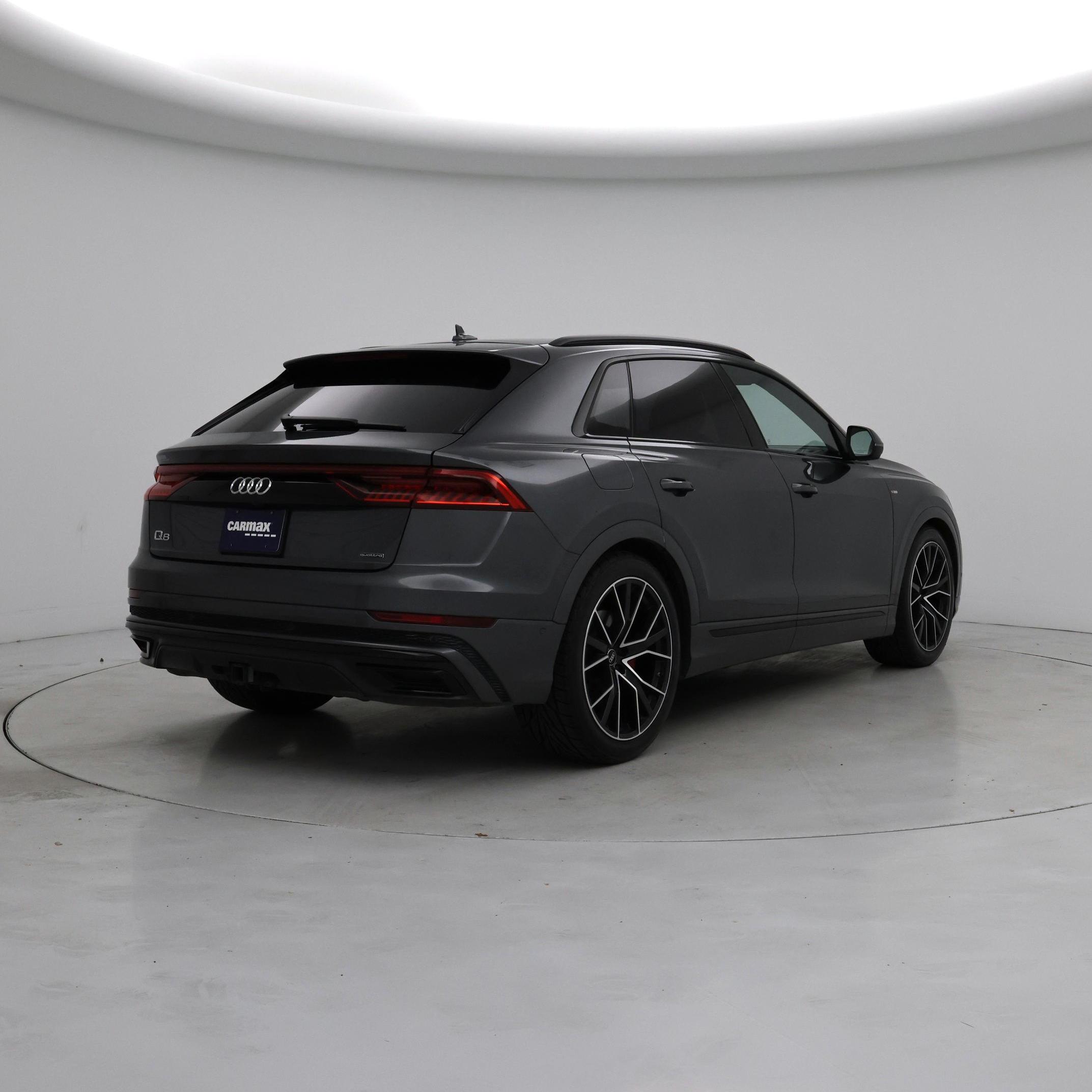 Thumbnail: 2022 Audi Q8 - 8