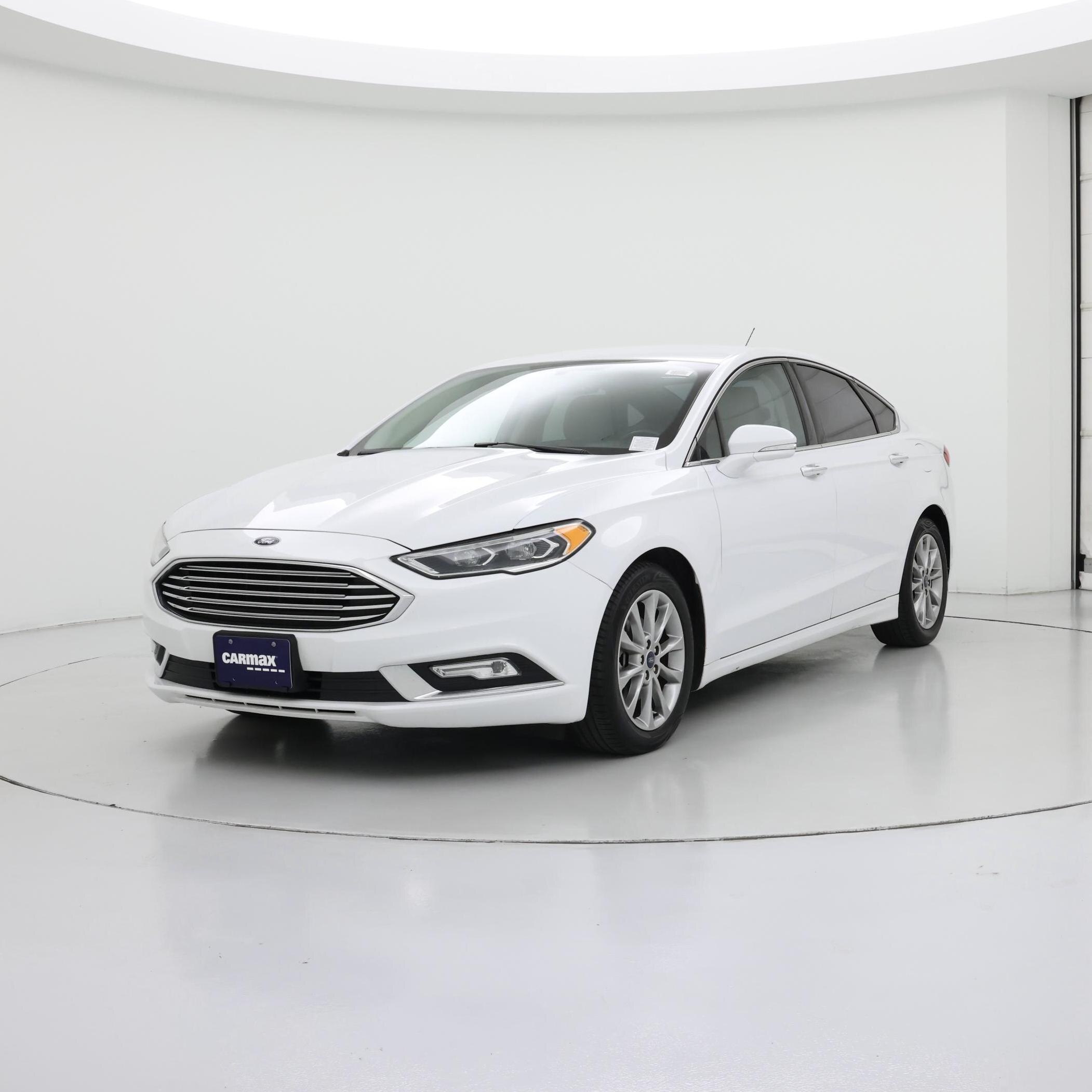 Thumbnail: 2017 Ford Fusion - 4
