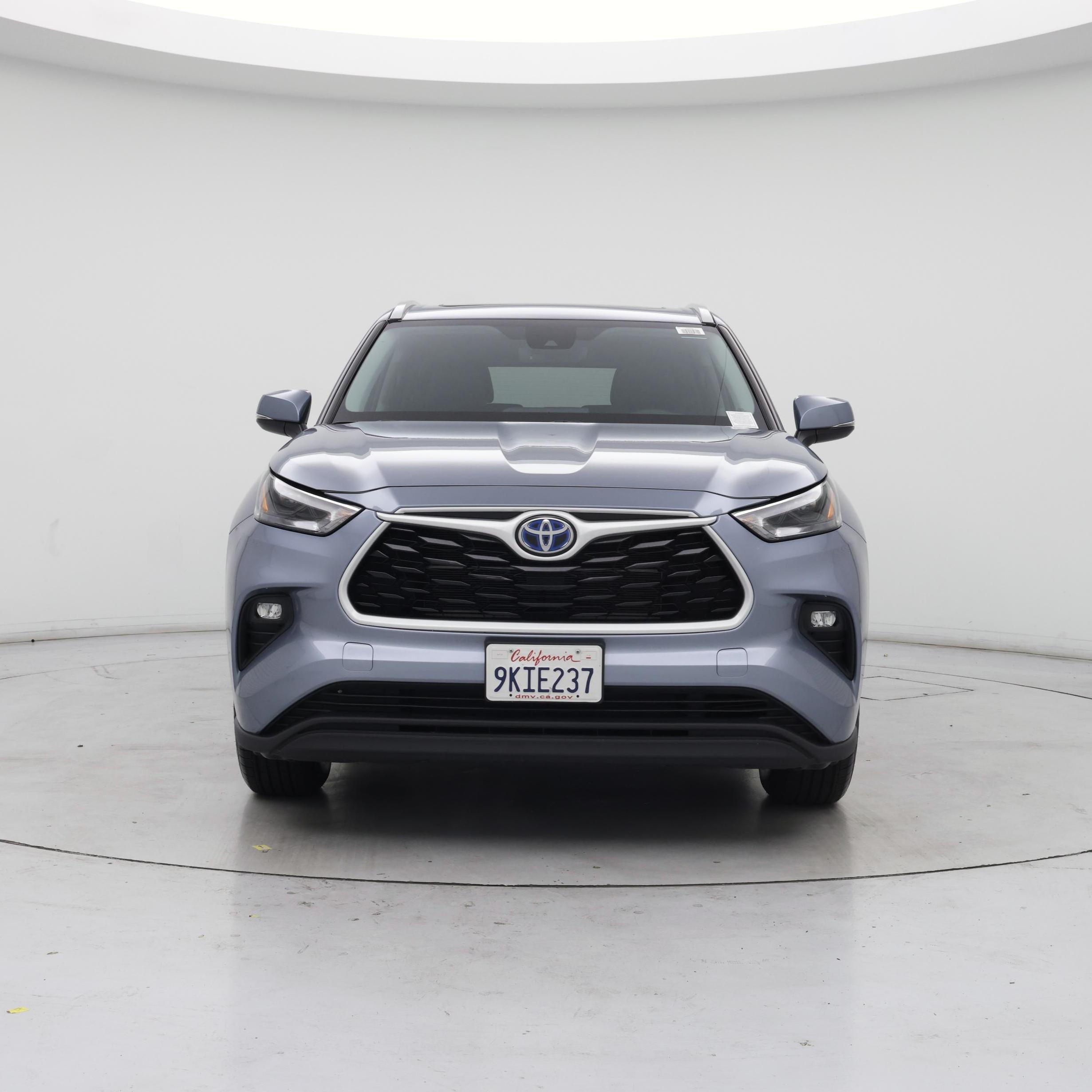 Thumbnail: 2023 Toyota Highlander - 5