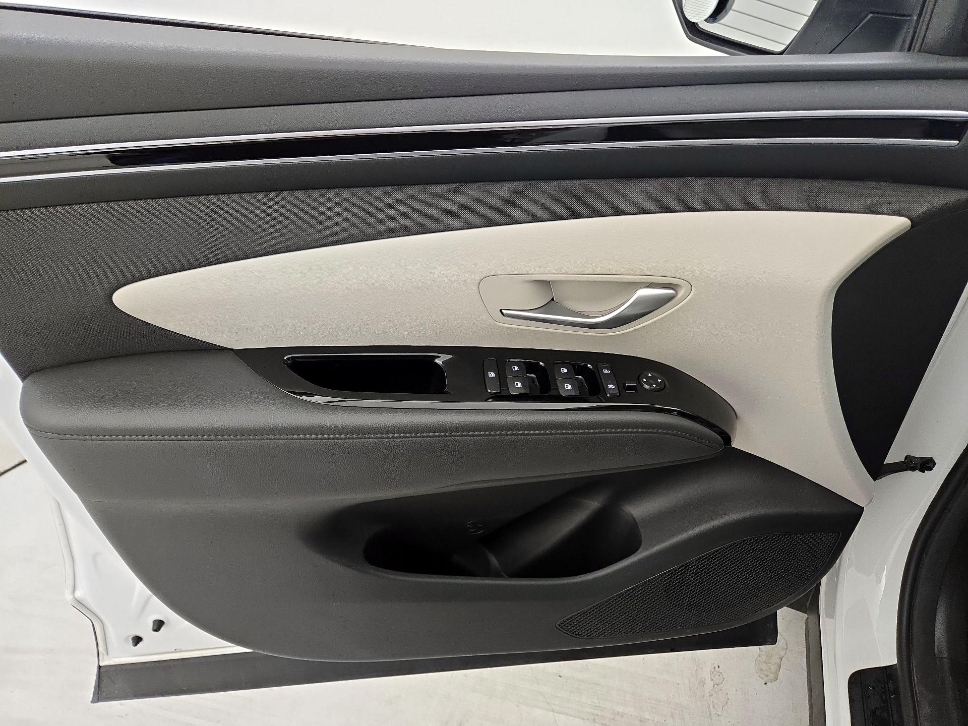 Thumbnail: 2024 Hyundai Tucson - 12