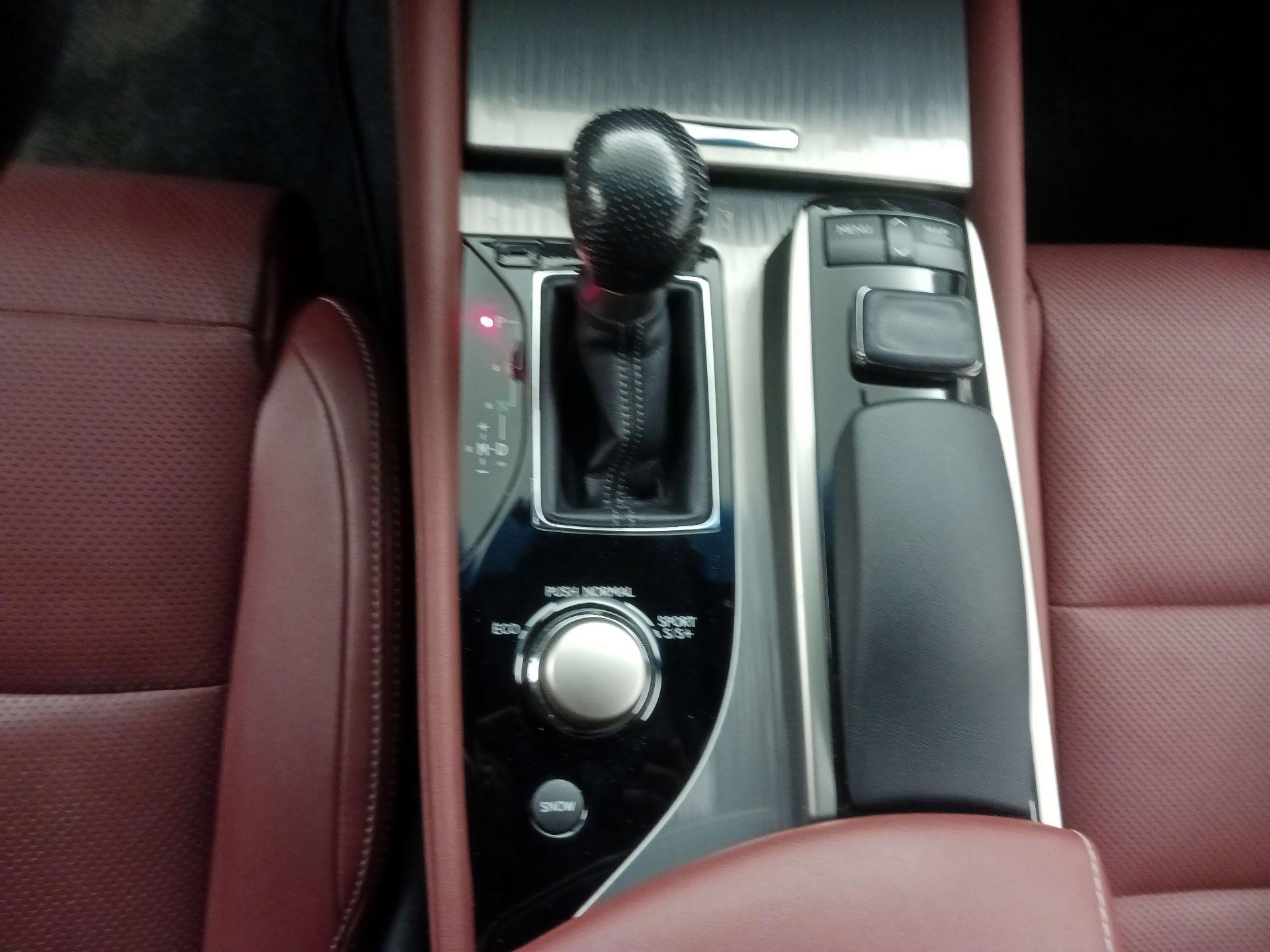 Thumbnail: 2015 Lexus GS - 18