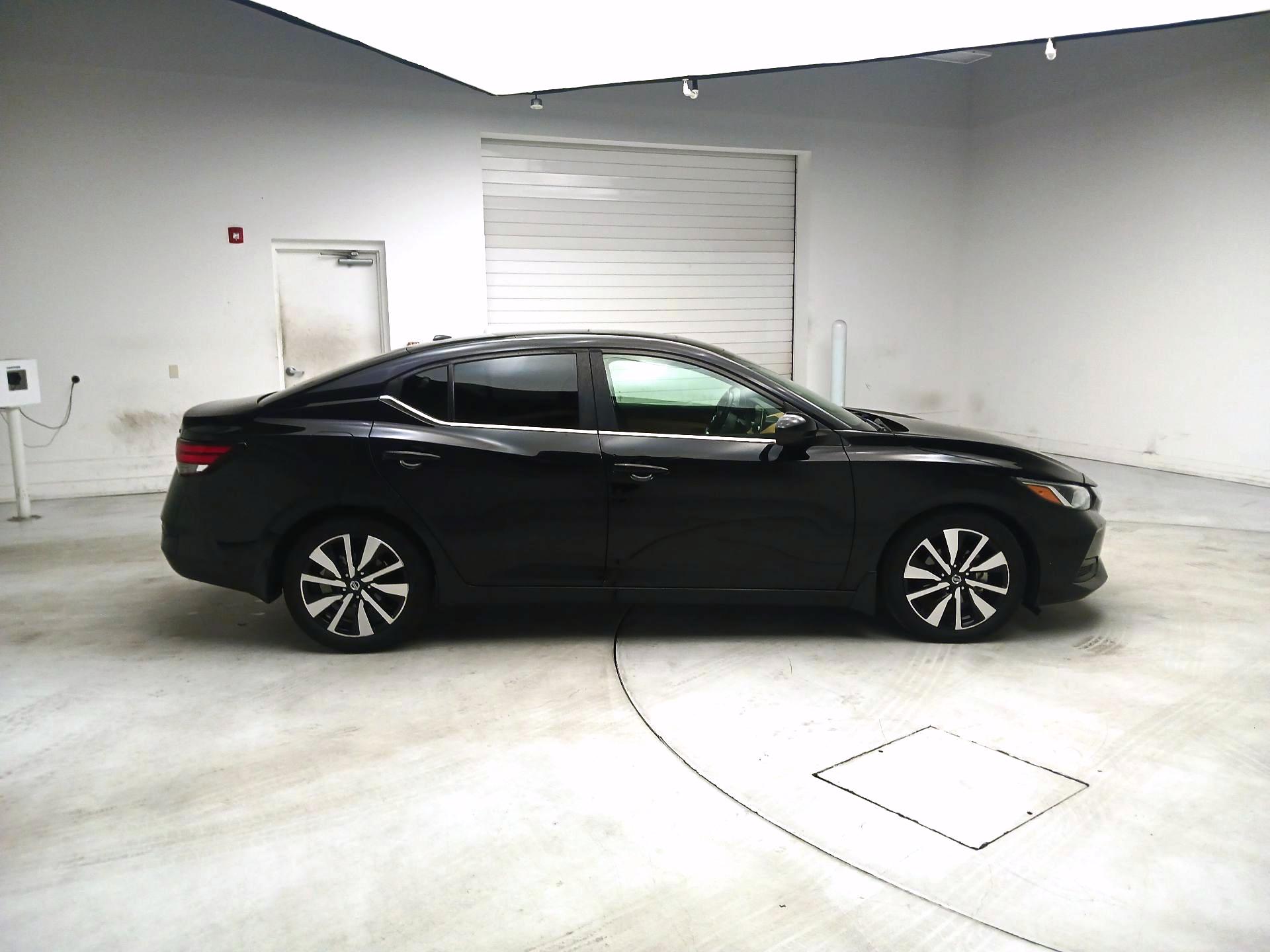 Thumbnail: 2022 Nissan Sentra - 4