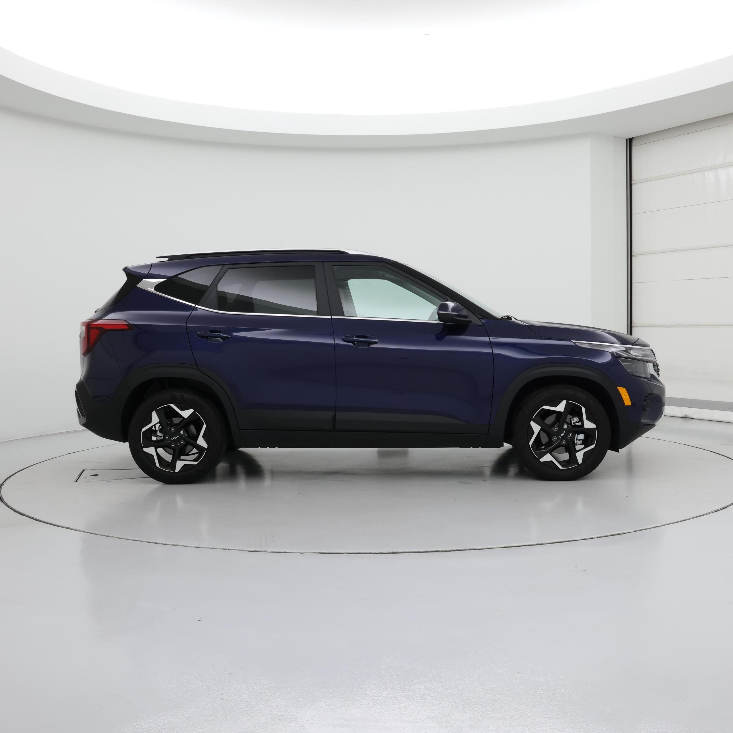 Thumbnail: 2024 Kia Seltos - 7