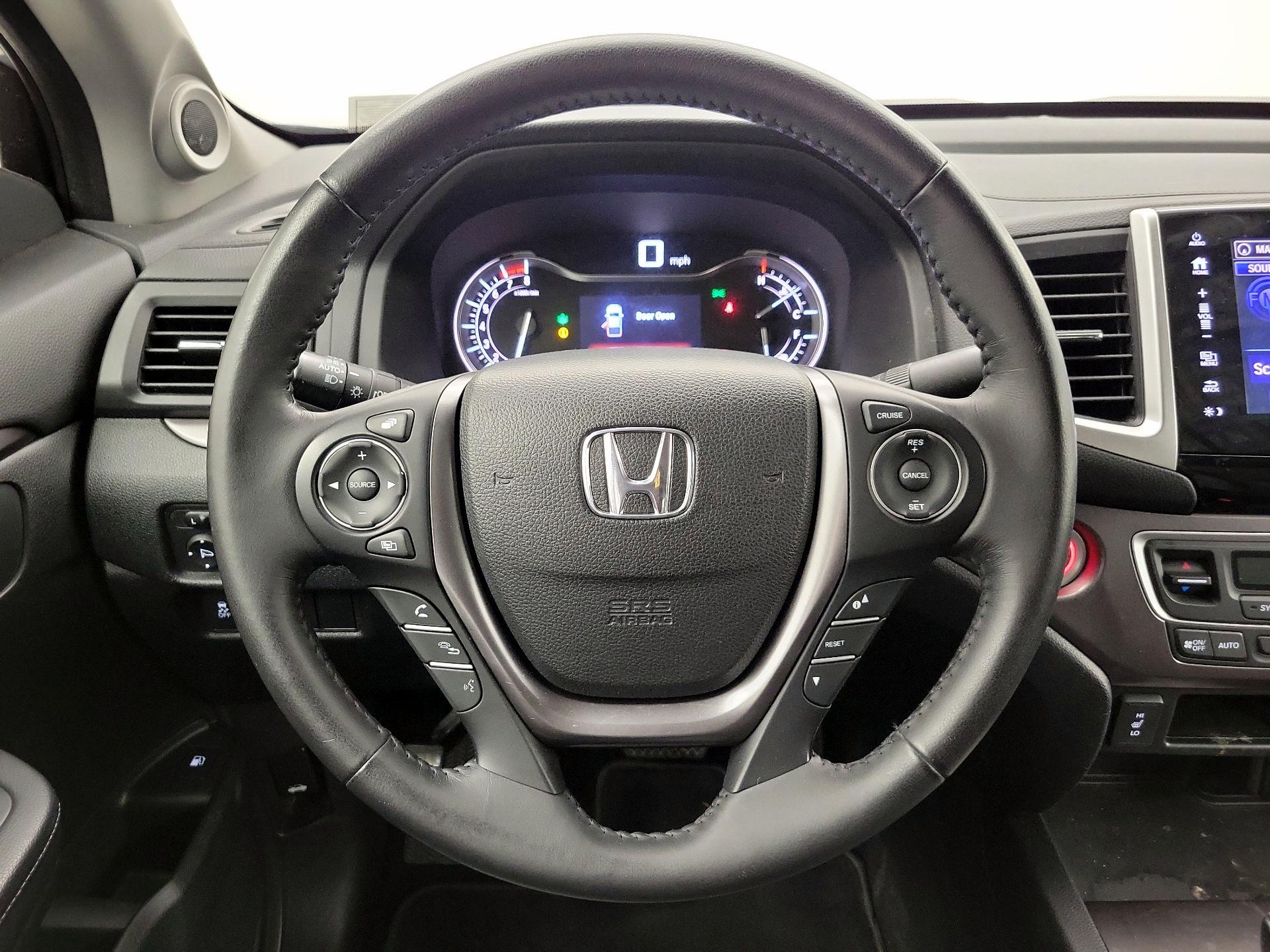 Thumbnail: 2017 Honda Ridgeline - 10