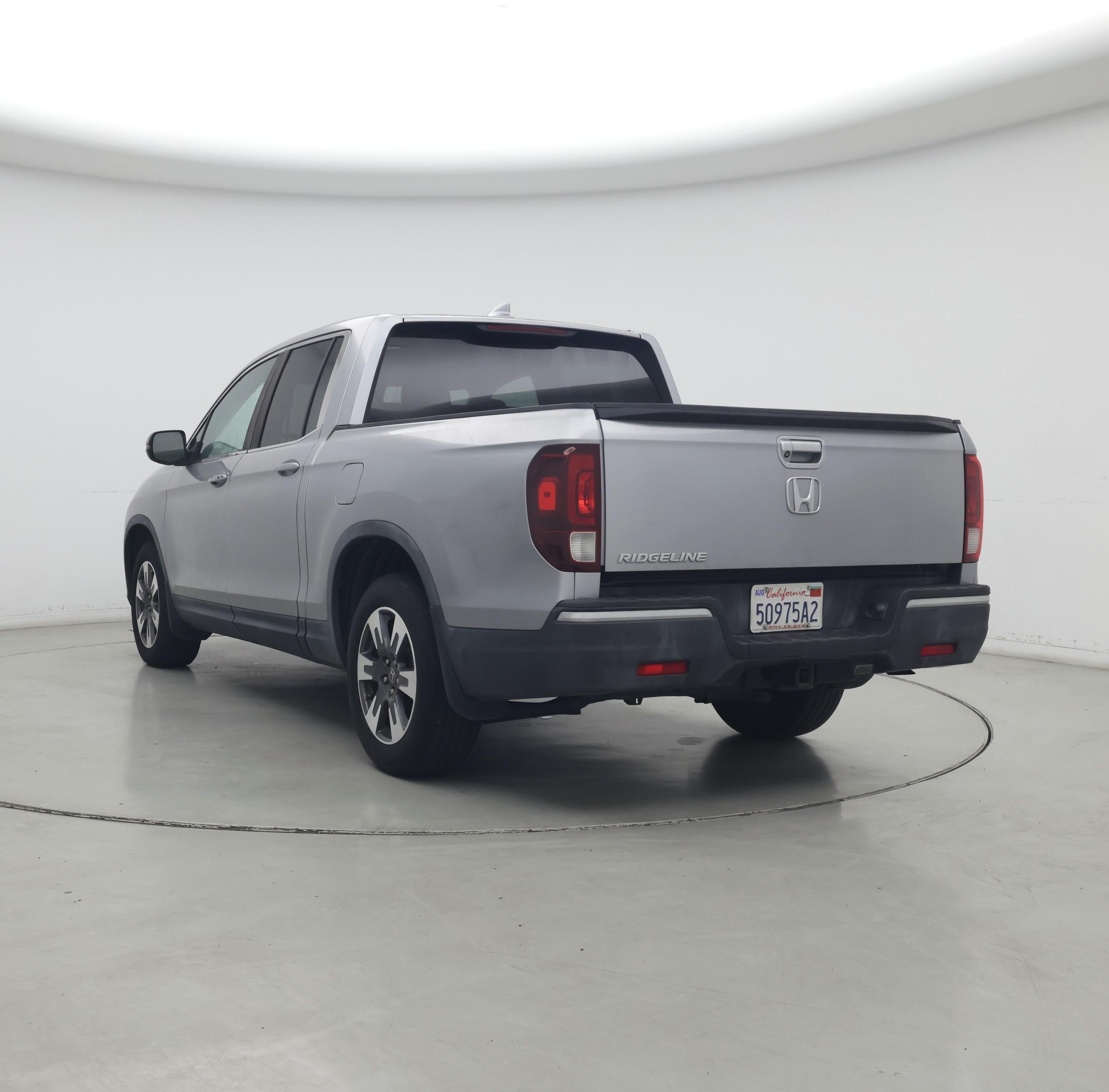 Thumbnail: 2017 Honda Ridgeline - 2