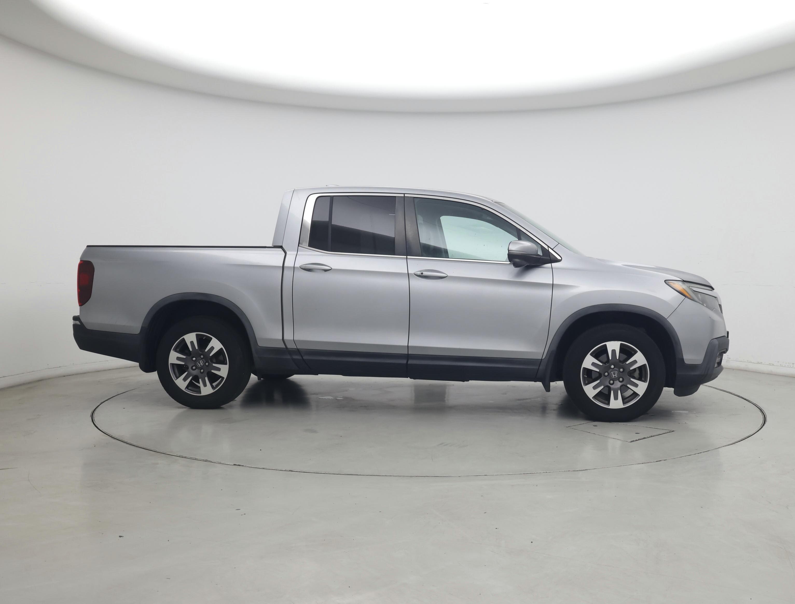 Thumbnail: 2017 Honda Ridgeline - 7