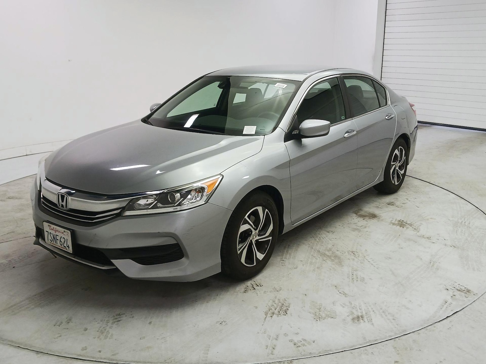 2016 Honda Accord LX - Photo 3