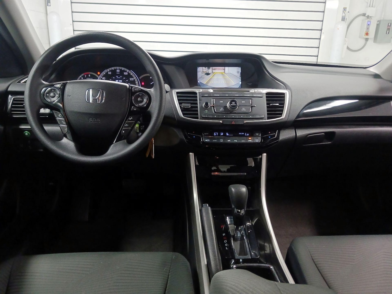 2016 Honda Accord LX - Photo 8