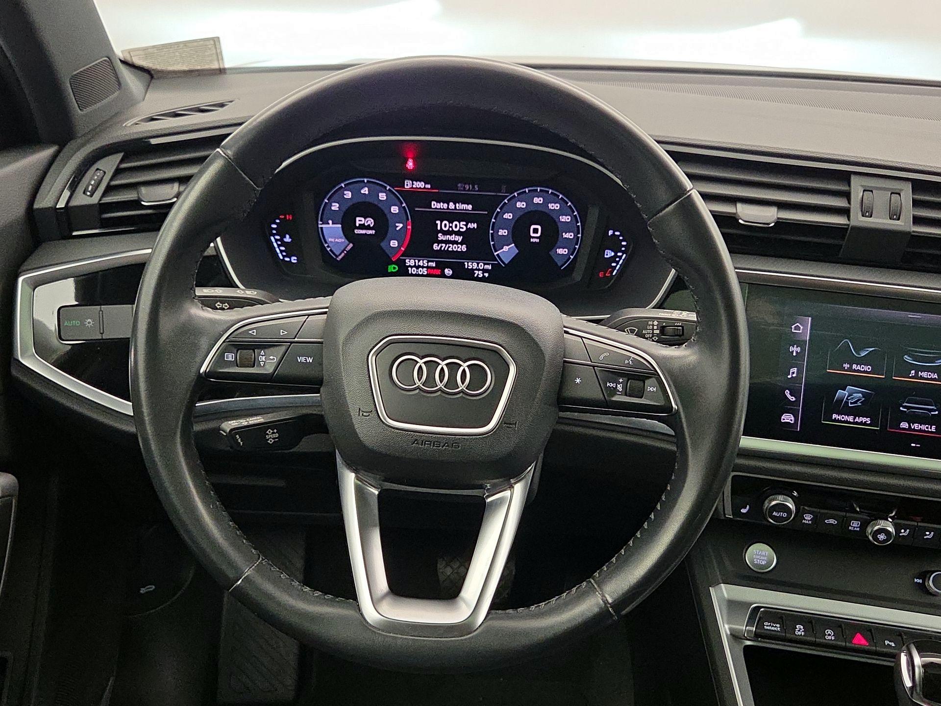 Thumbnail: 2020 Audi Q3 - 10