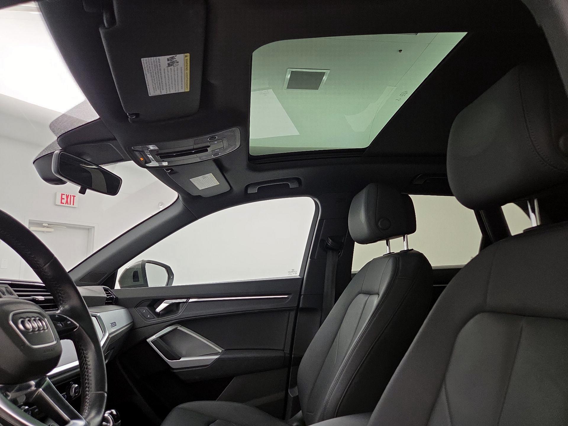 Thumbnail: 2020 Audi Q3 - 19