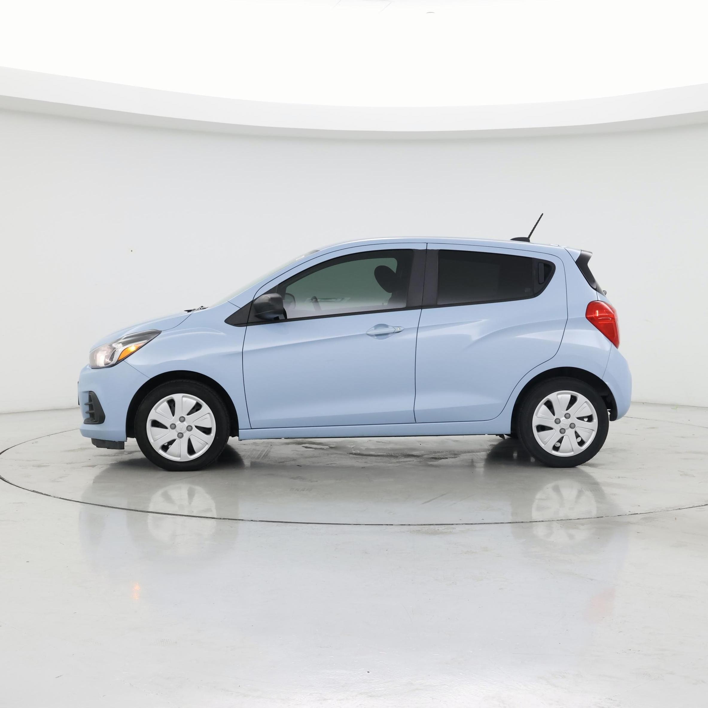 Thumbnail: 2016 Chevrolet Spark - 3