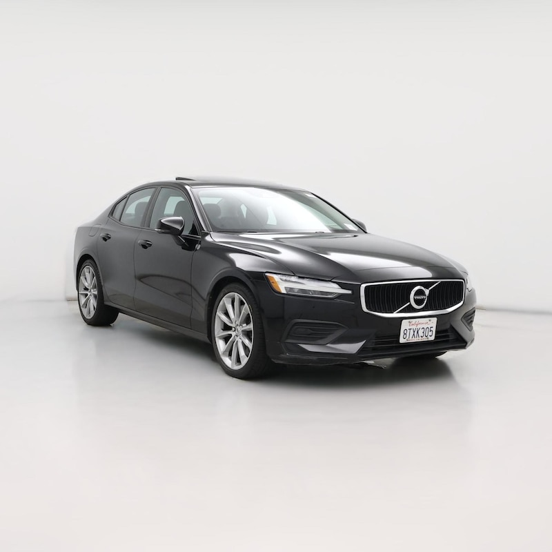 2020 Volvo S60 T6 Momentum