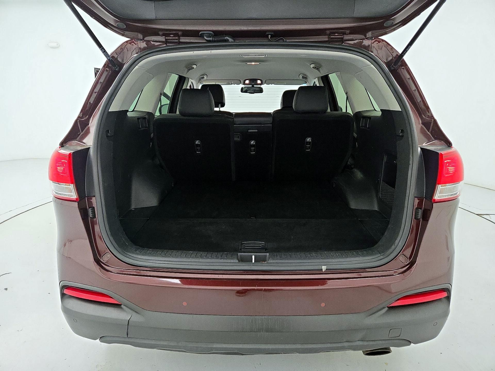 Thumbnail: 2017 Kia Sorento - 20