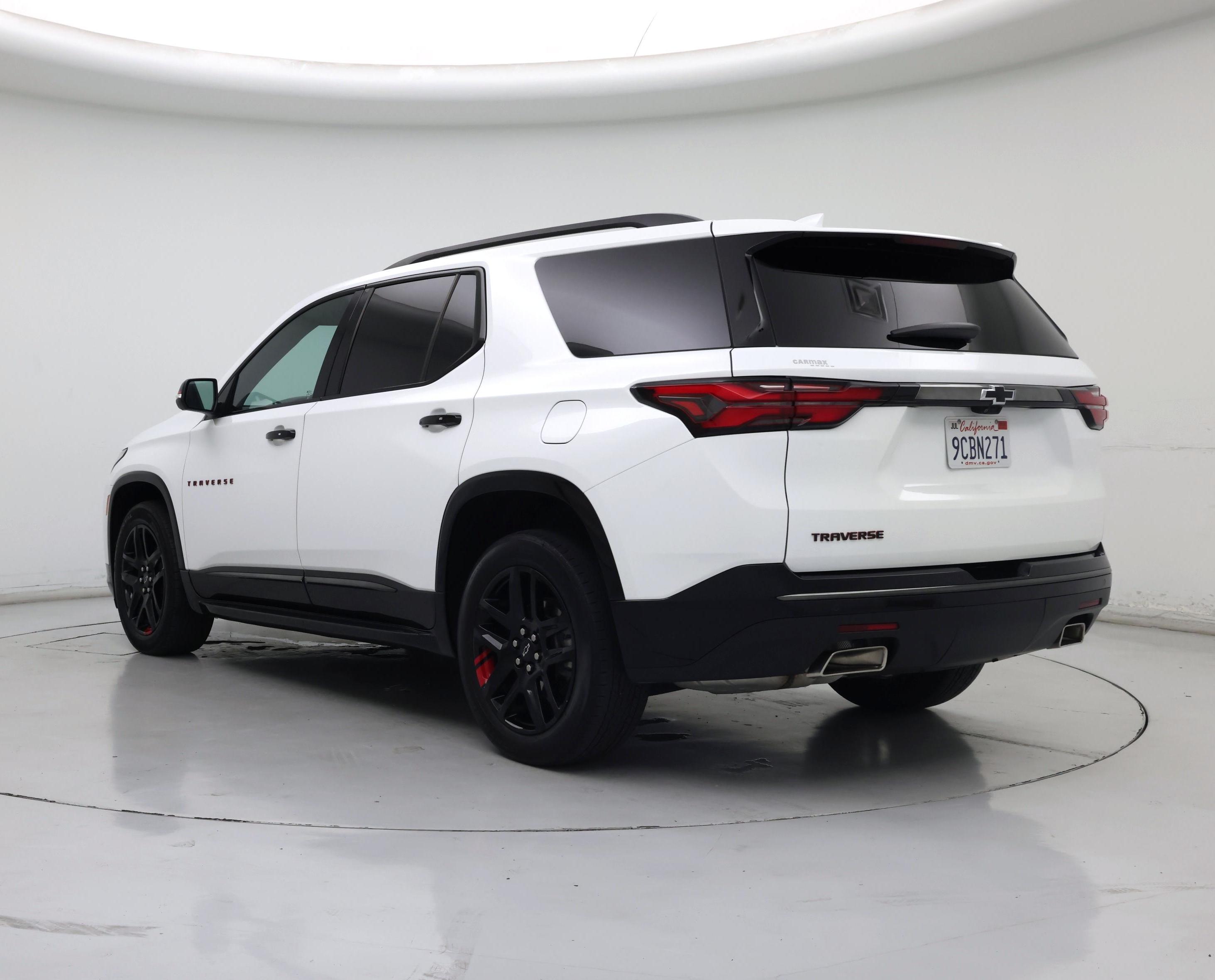 Thumbnail: 2022 Chevrolet Traverse - 2