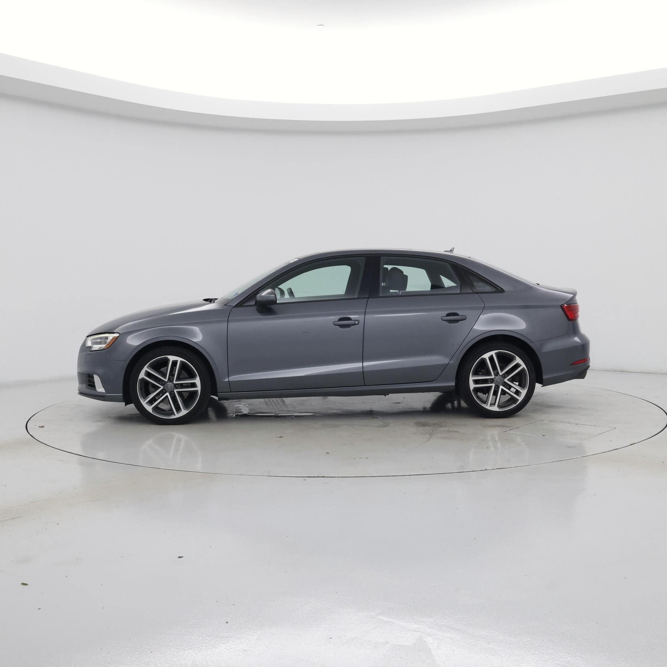 Thumbnail: 2018 Audi A3 - 3