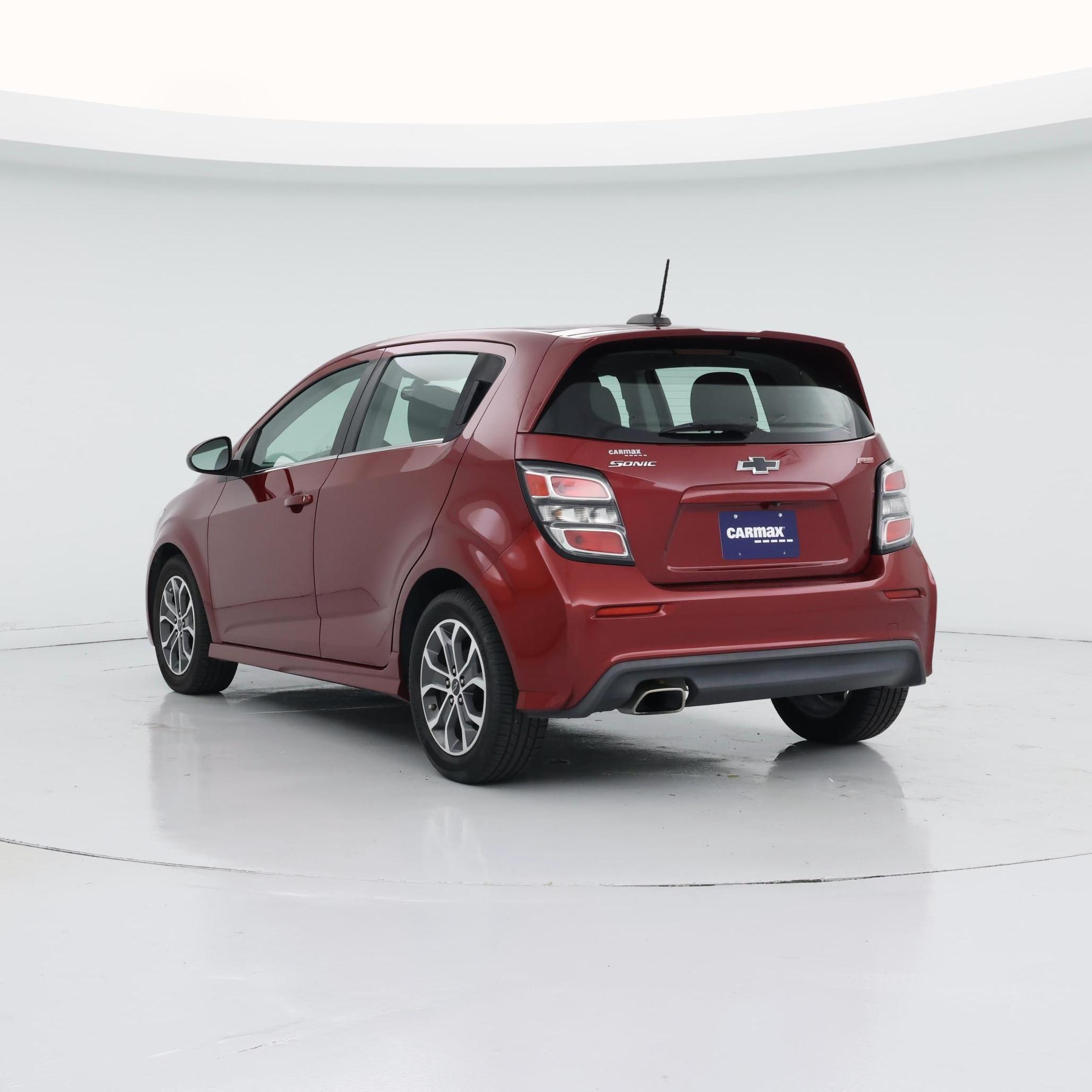 Thumbnail: 2019 Chevrolet Sonic - 2