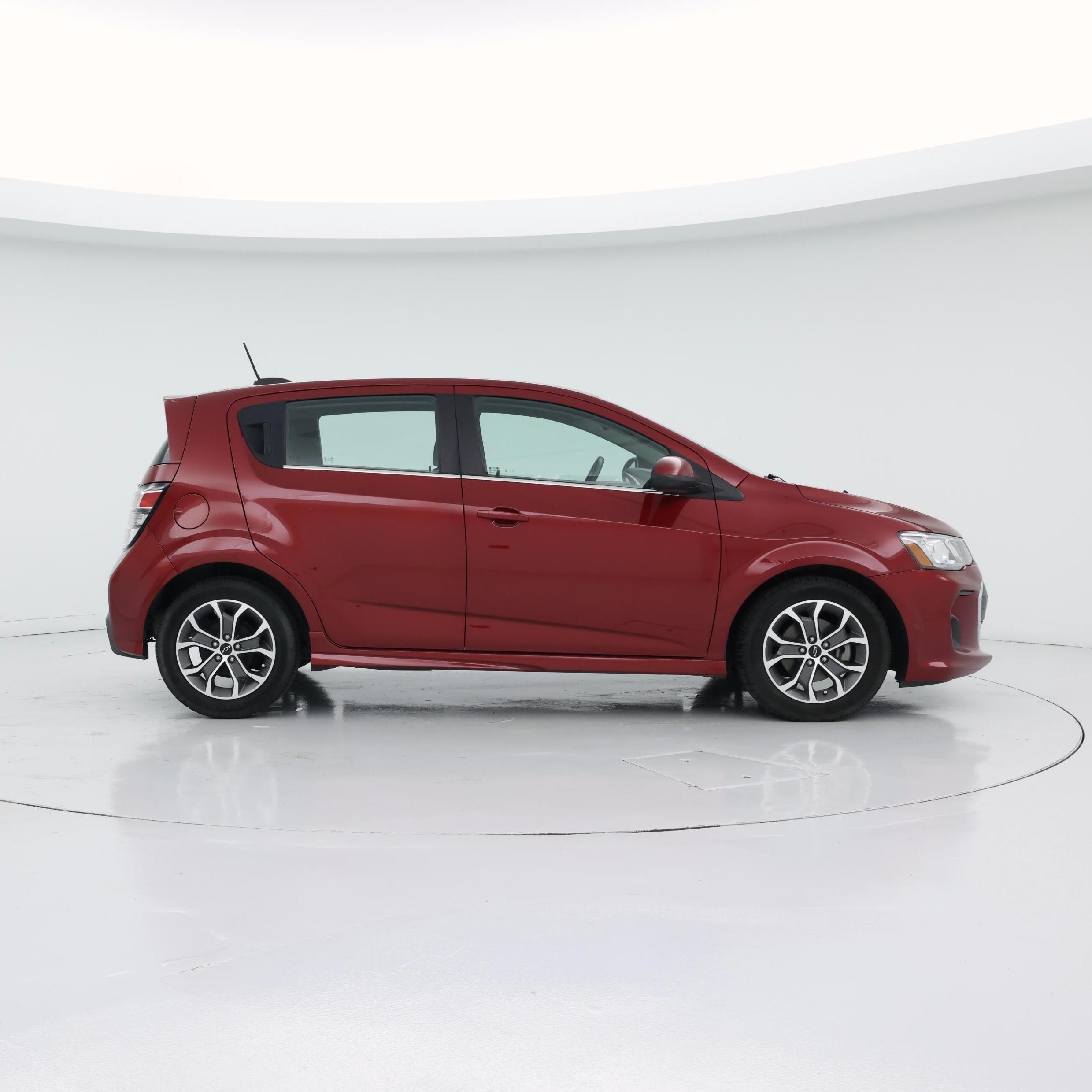 Thumbnail: 2019 Chevrolet Sonic - 7