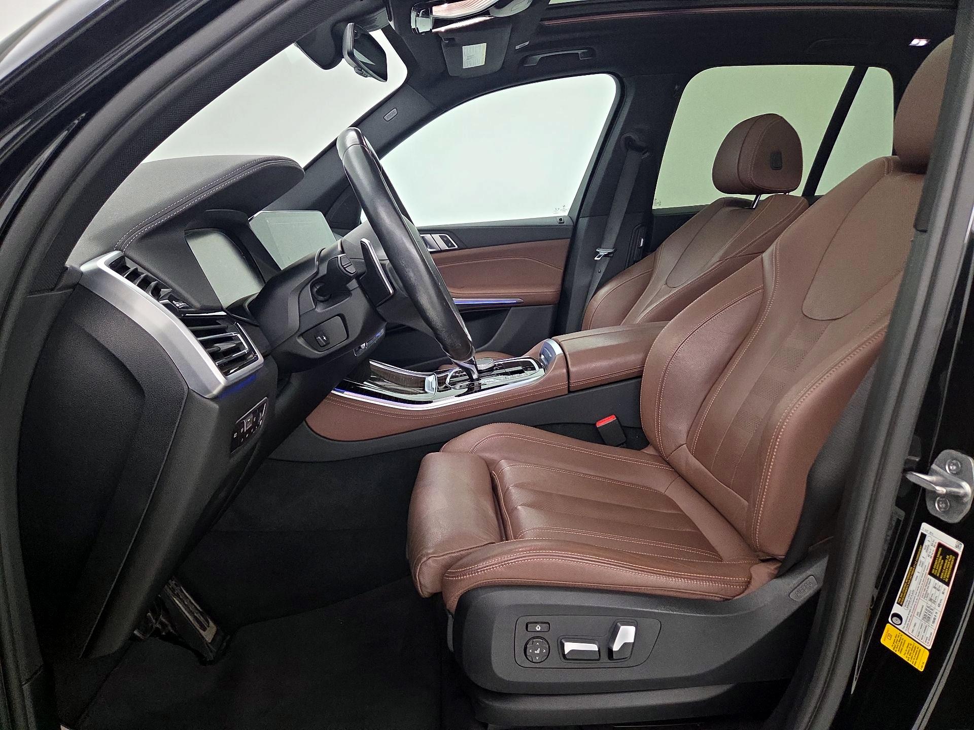 Thumbnail: 2021 BMW X5 - 11