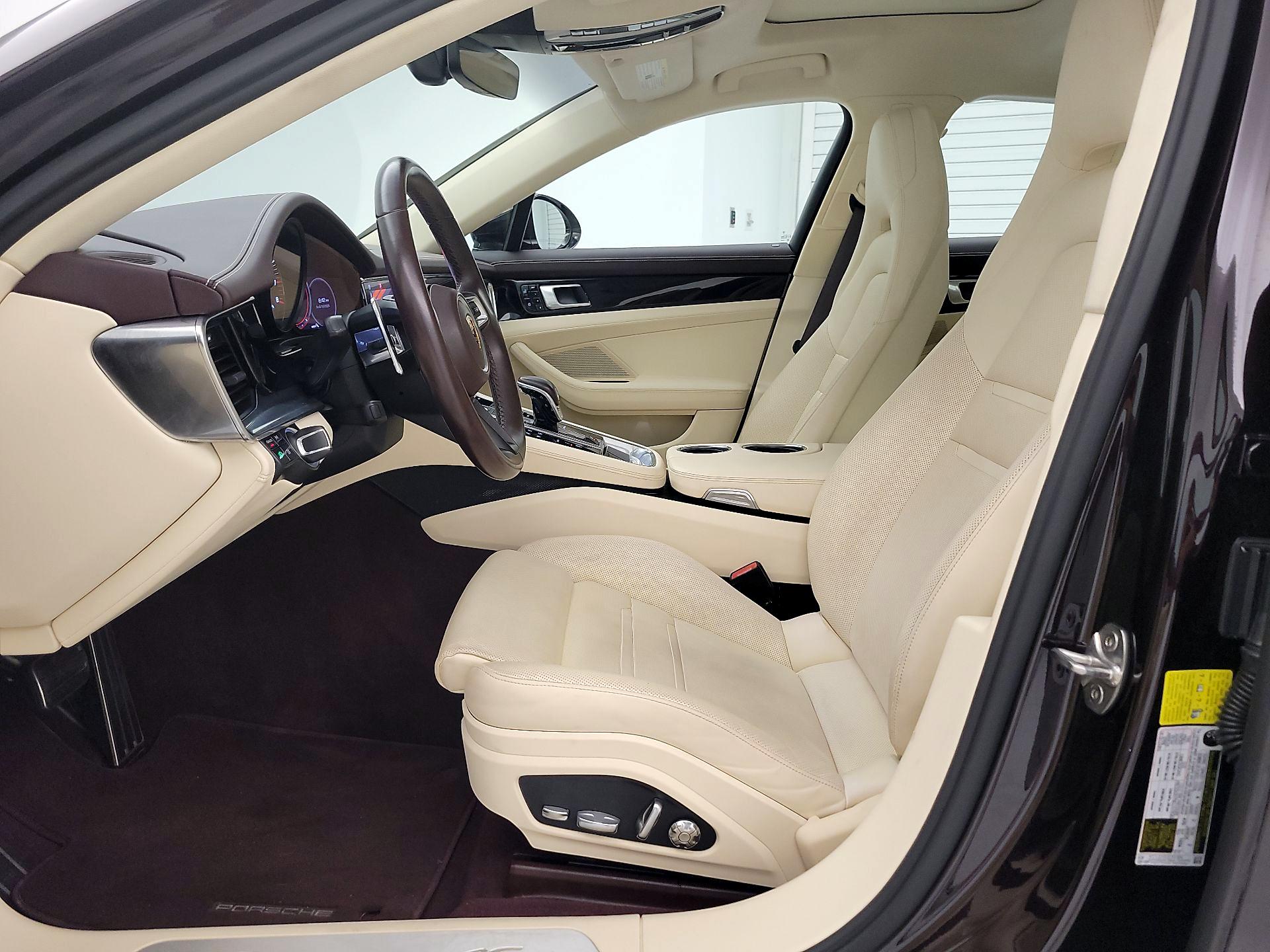 Thumbnail: 2021 Porsche Panamera - 11