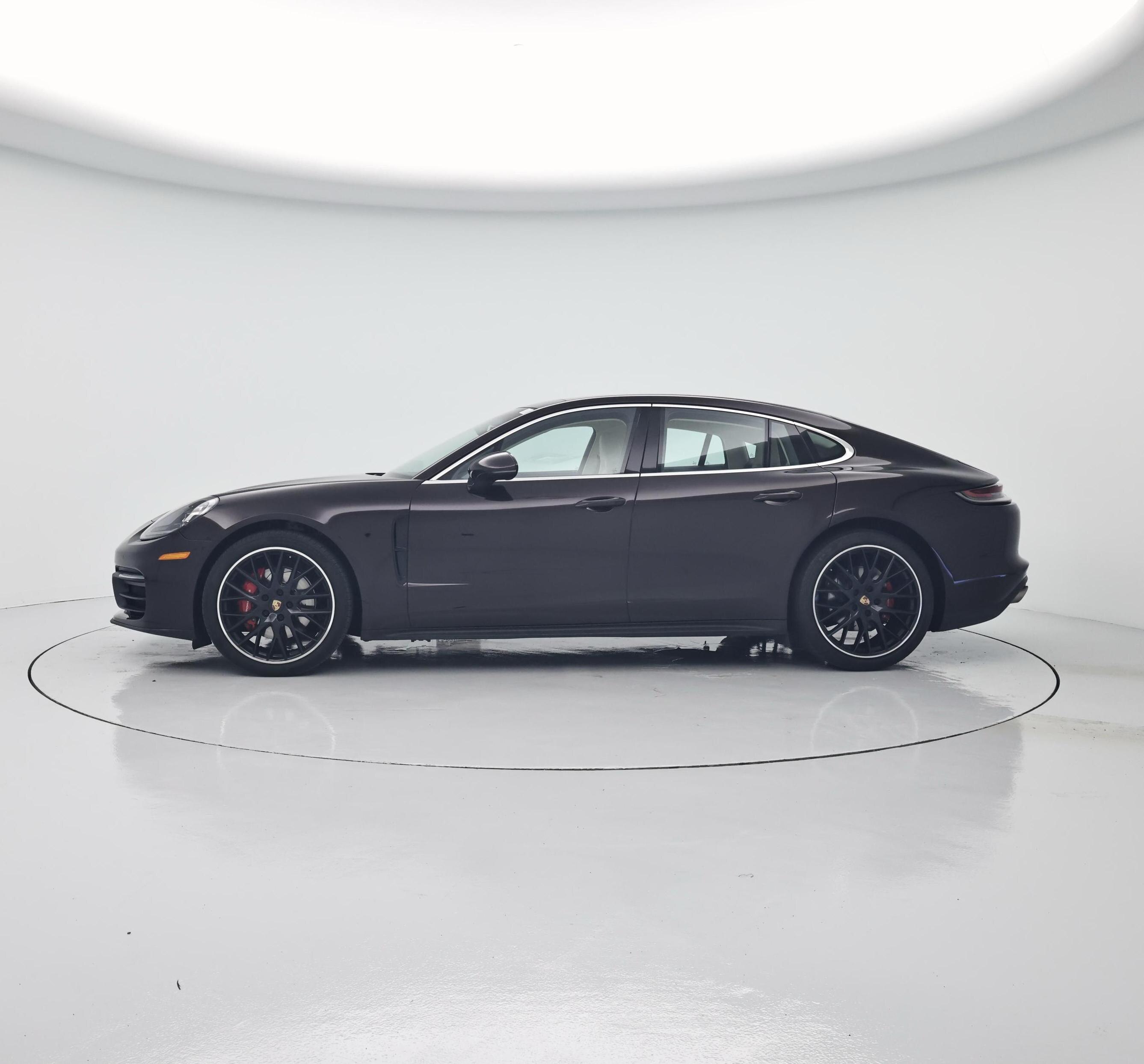Thumbnail: 2021 Porsche Panamera - 3