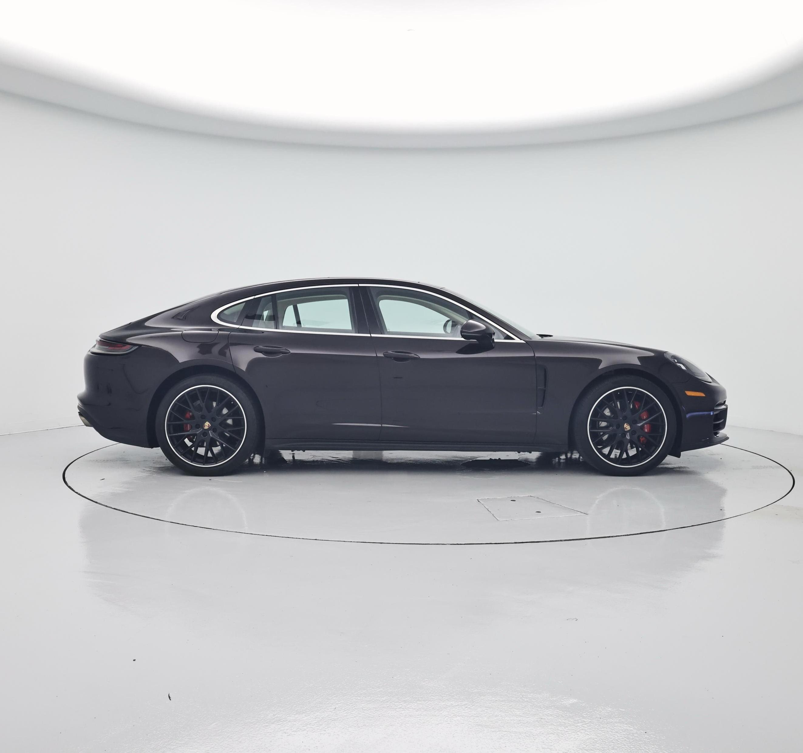Thumbnail: 2021 Porsche Panamera - 7