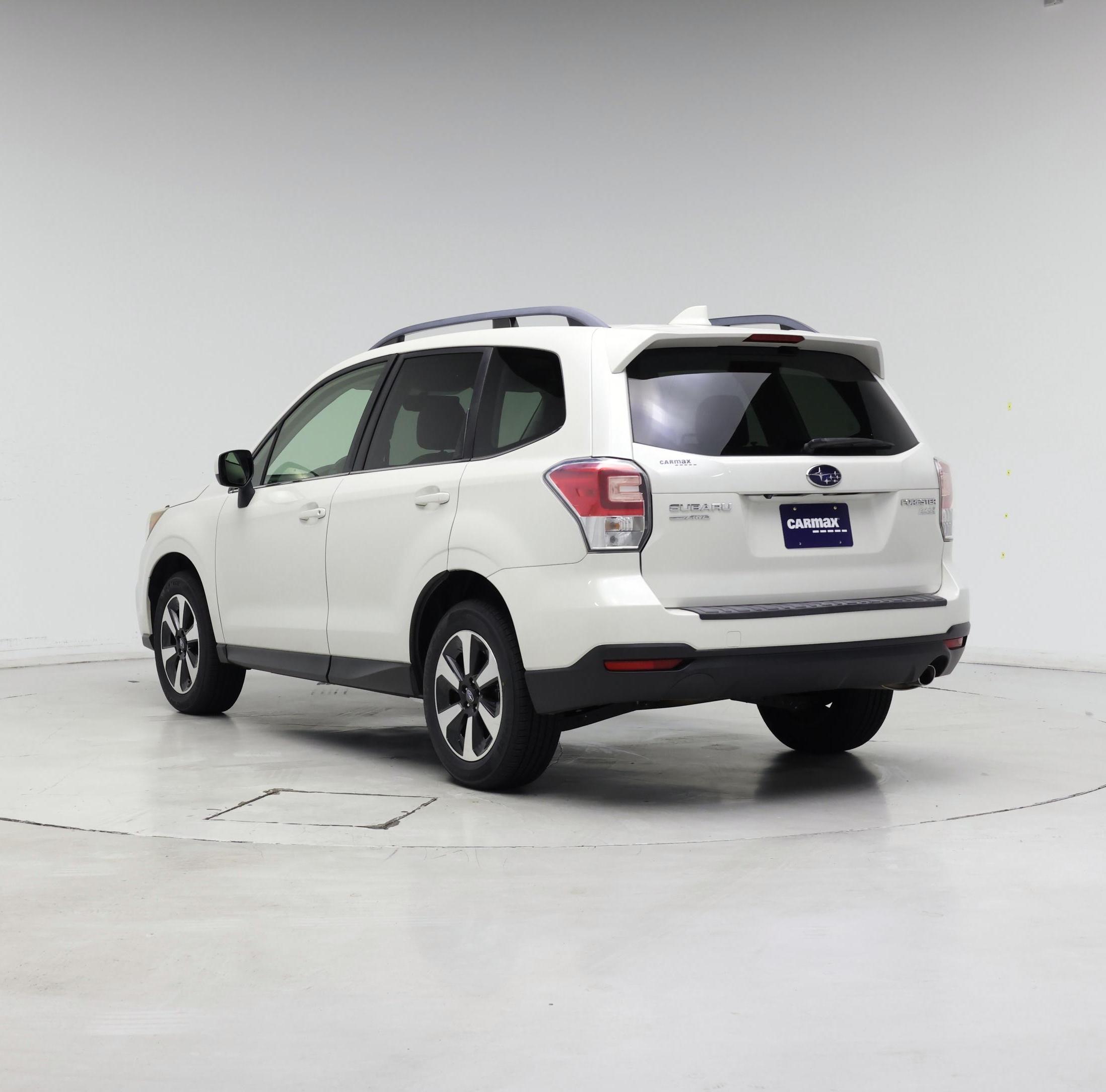 Thumbnail: 2017 Subaru Forester - 2