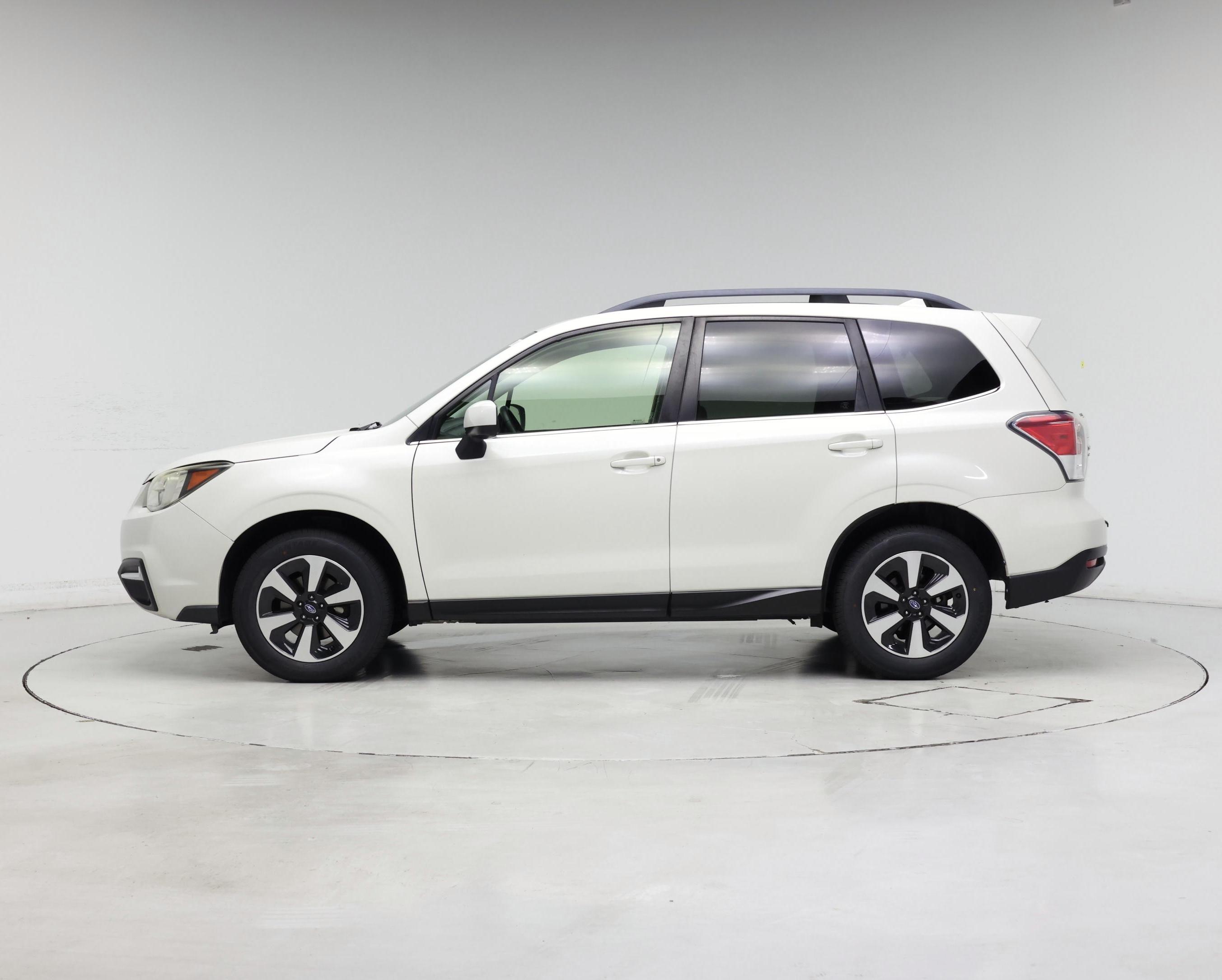 Thumbnail: 2017 Subaru Forester - 3