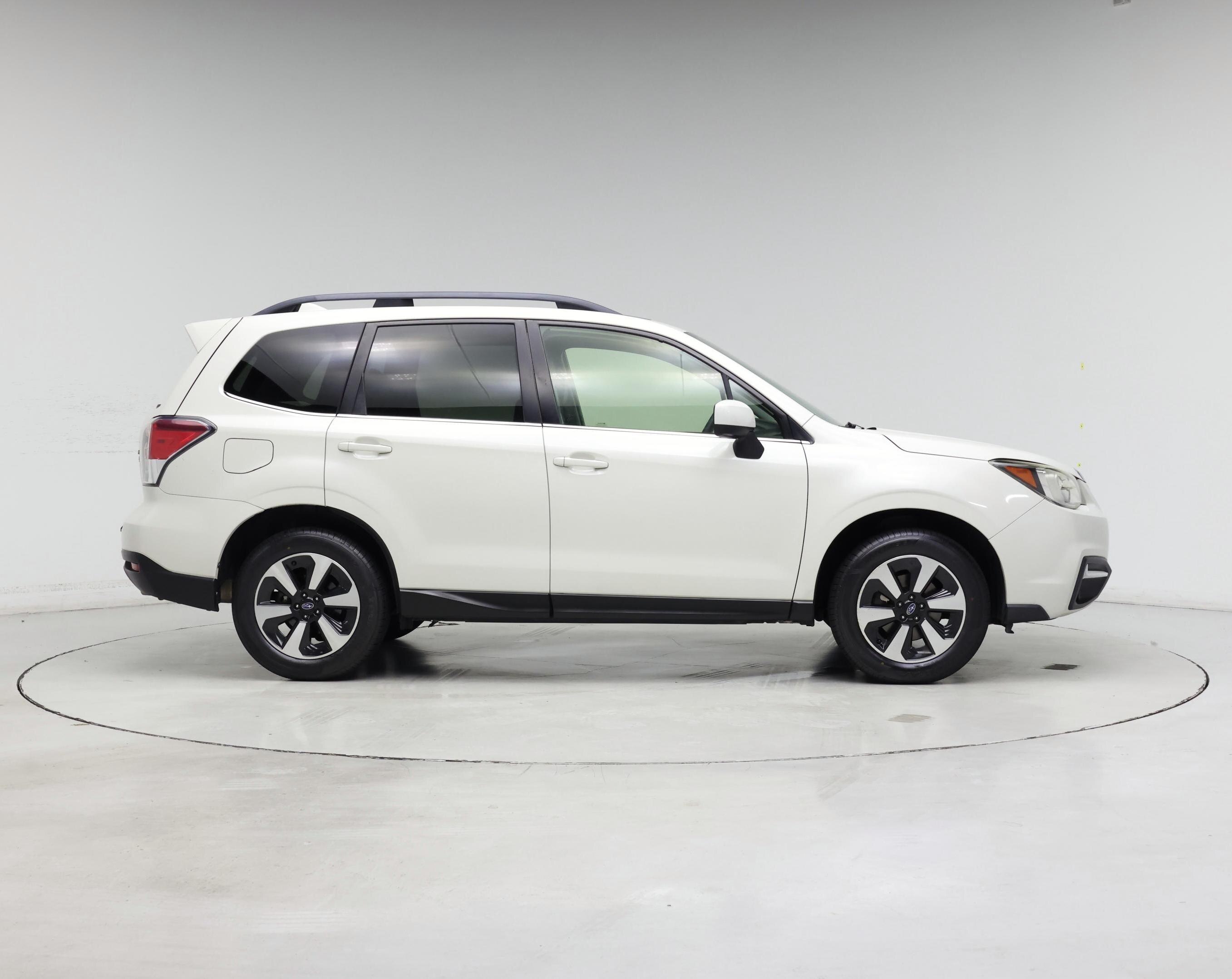 Thumbnail: 2017 Subaru Forester - 7