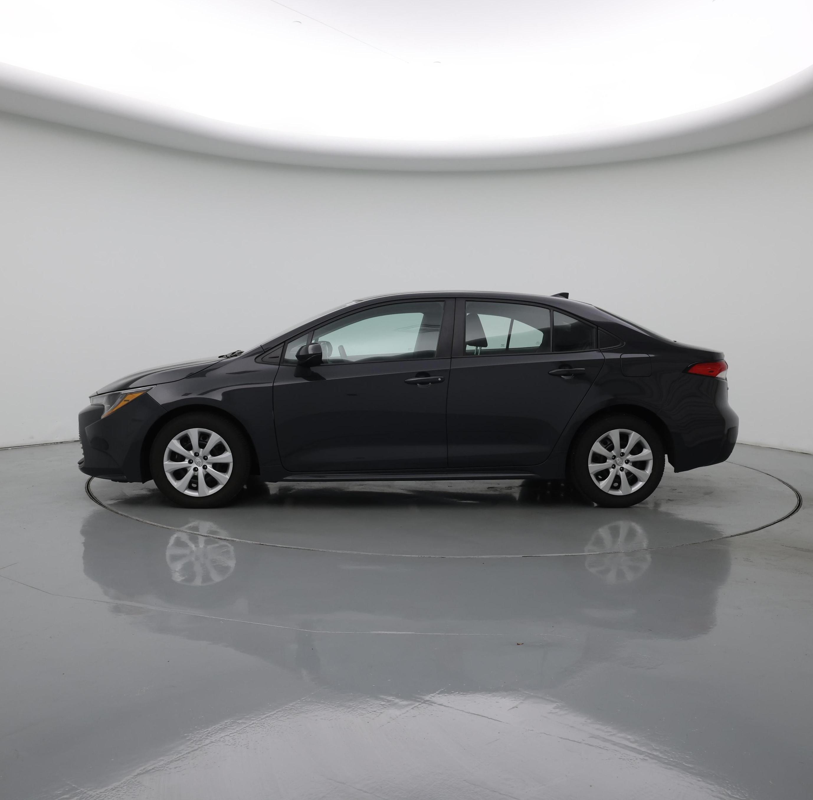 Thumbnail: 2024 Toyota Corolla - 3