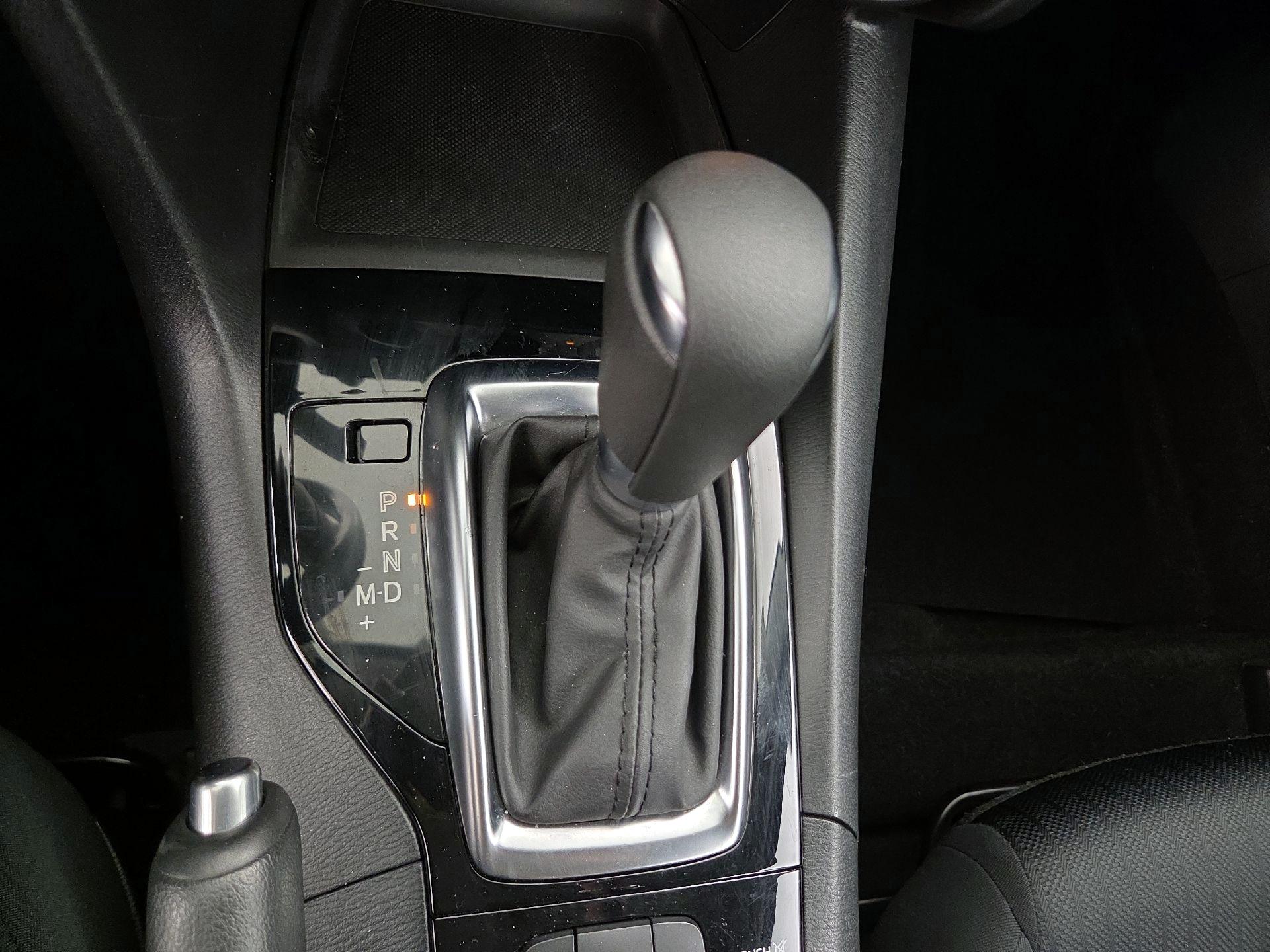 Thumbnail: 2015 Mazda Mazda3 - 17