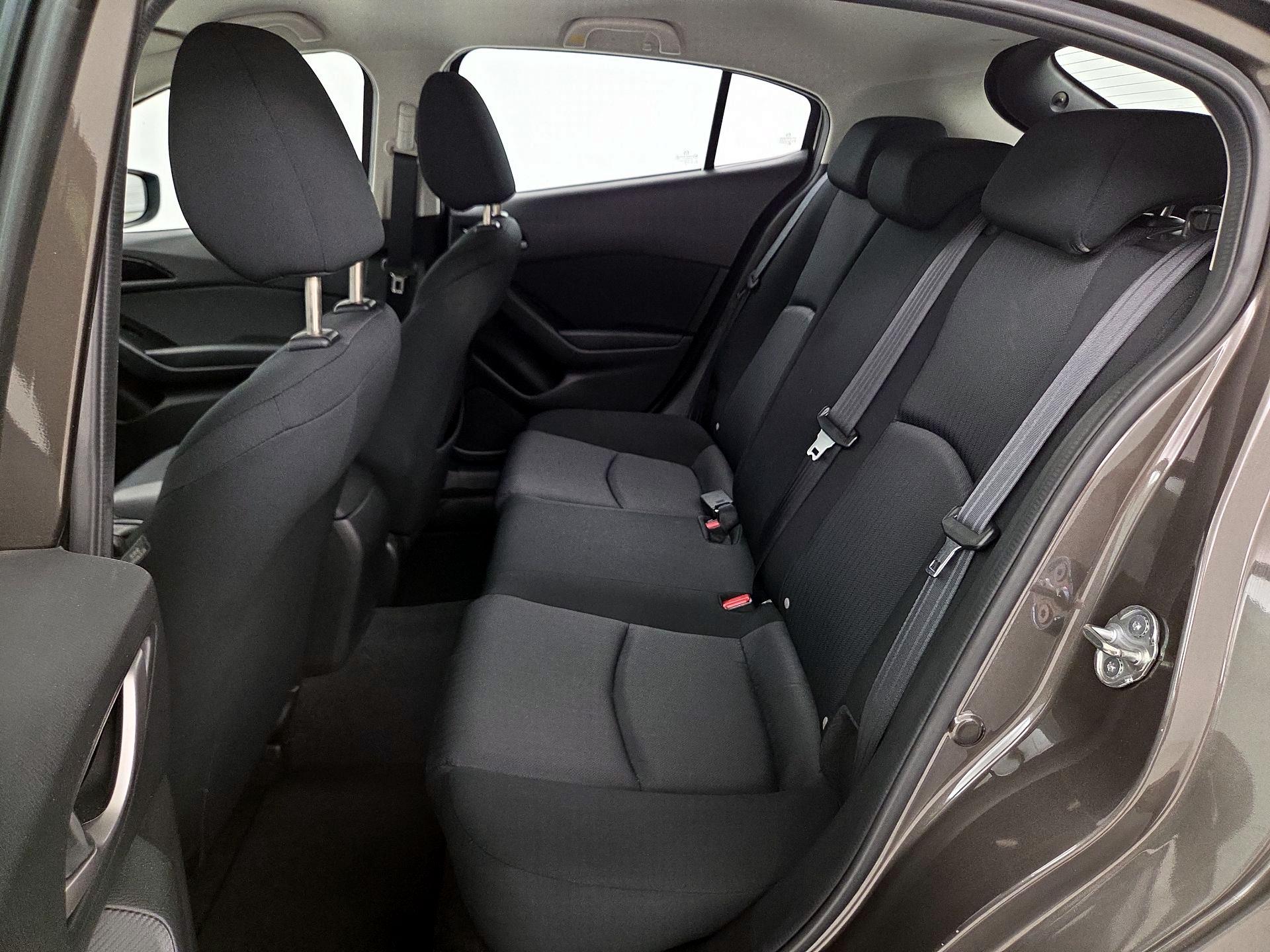 Thumbnail: 2015 Mazda Mazda3 - 19