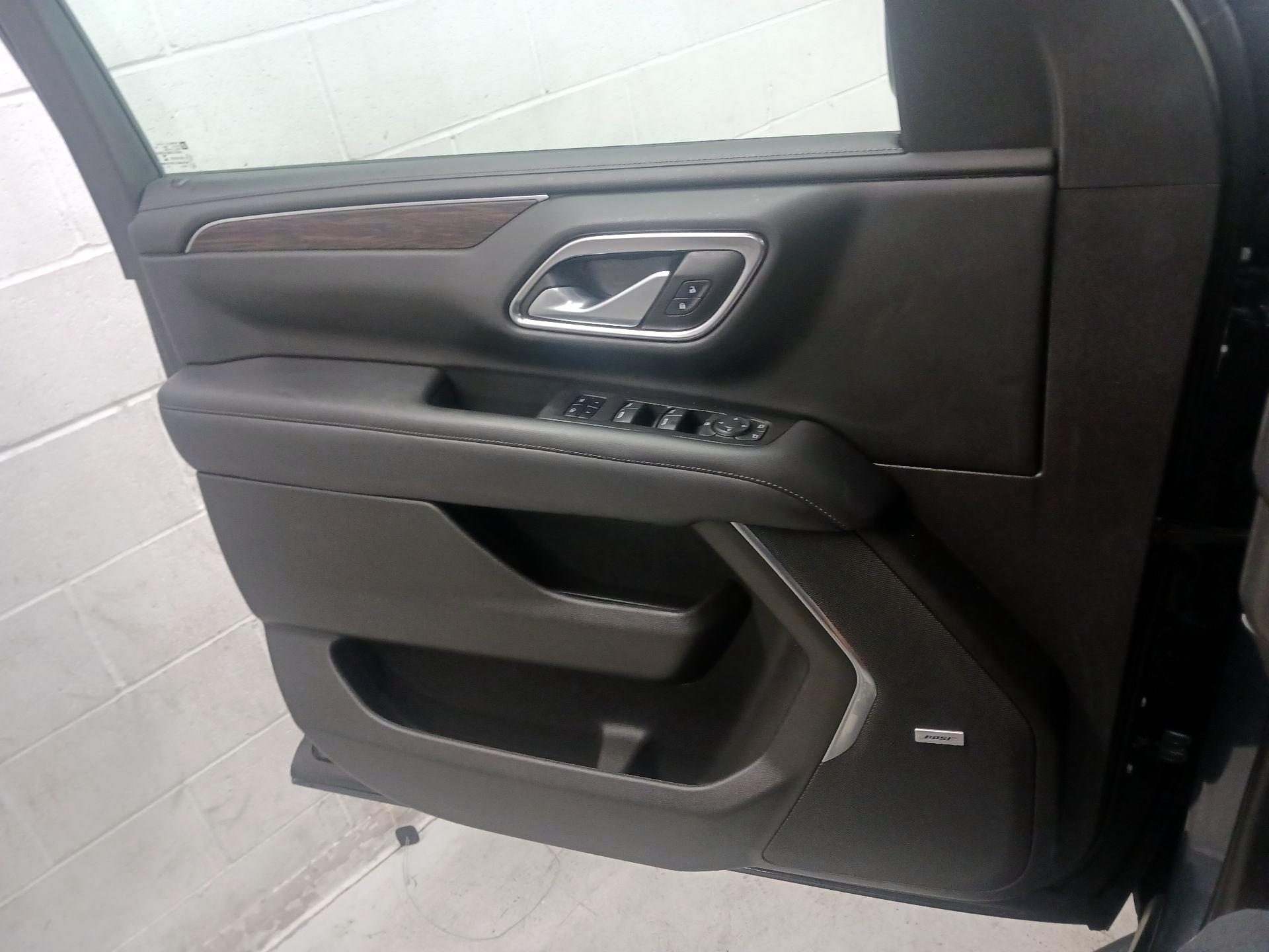 Thumbnail: 2021 Chevrolet Suburban - 12