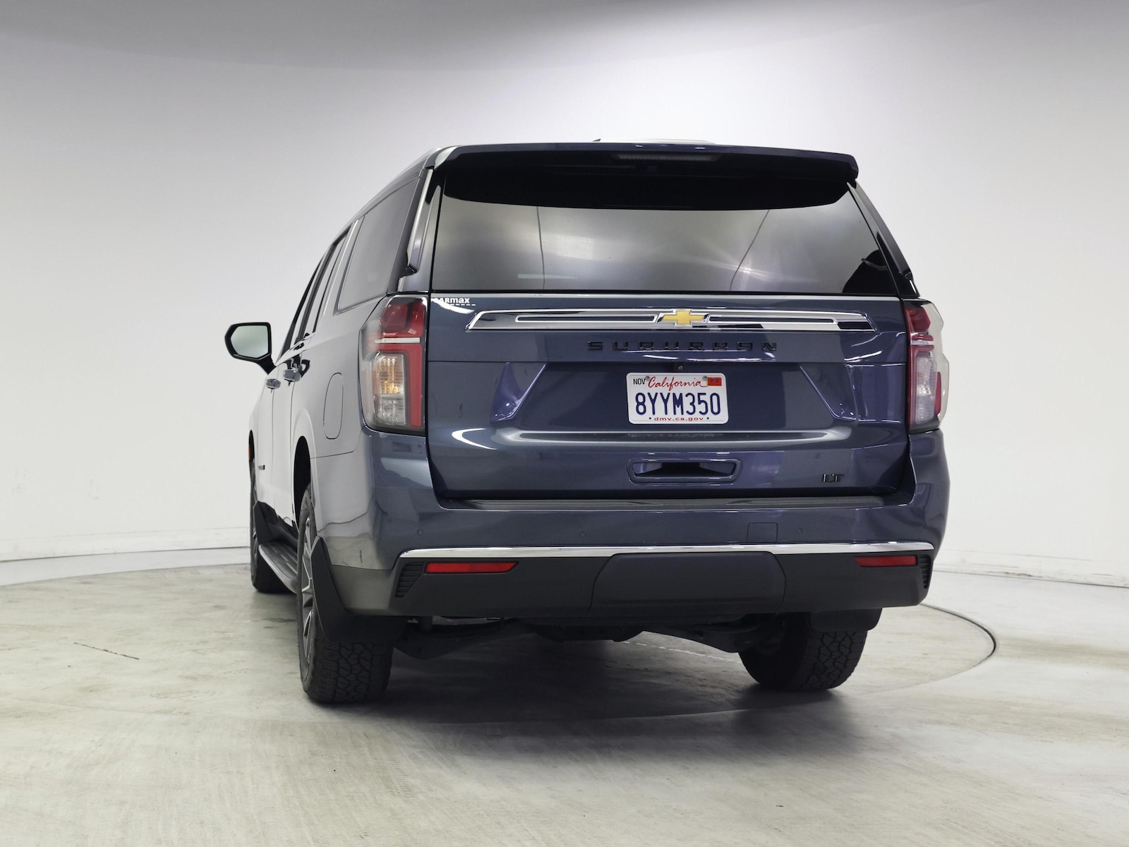 2021 Chevrolet Suburban LT - Photo 7