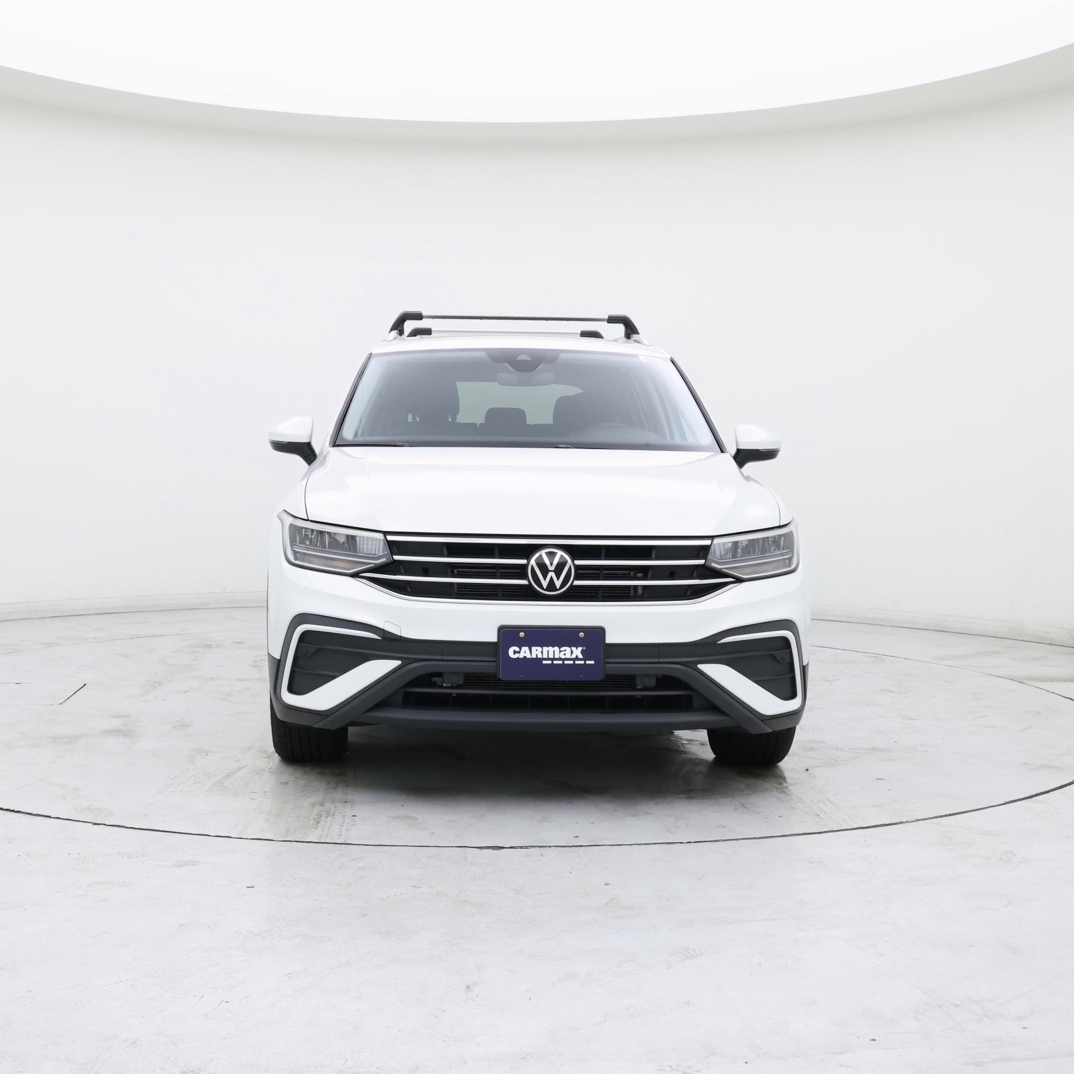 Thumbnail: 2023 Volkswagen Tiguan - 5