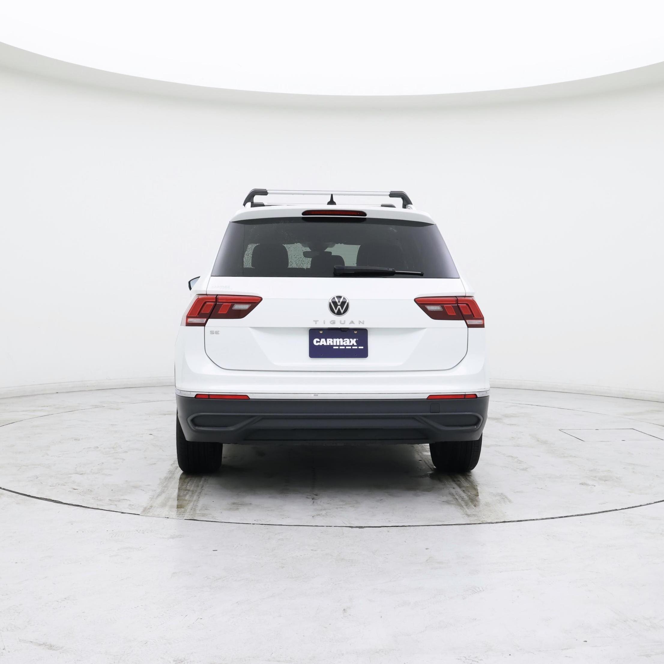 Thumbnail: 2023 Volkswagen Tiguan - 6