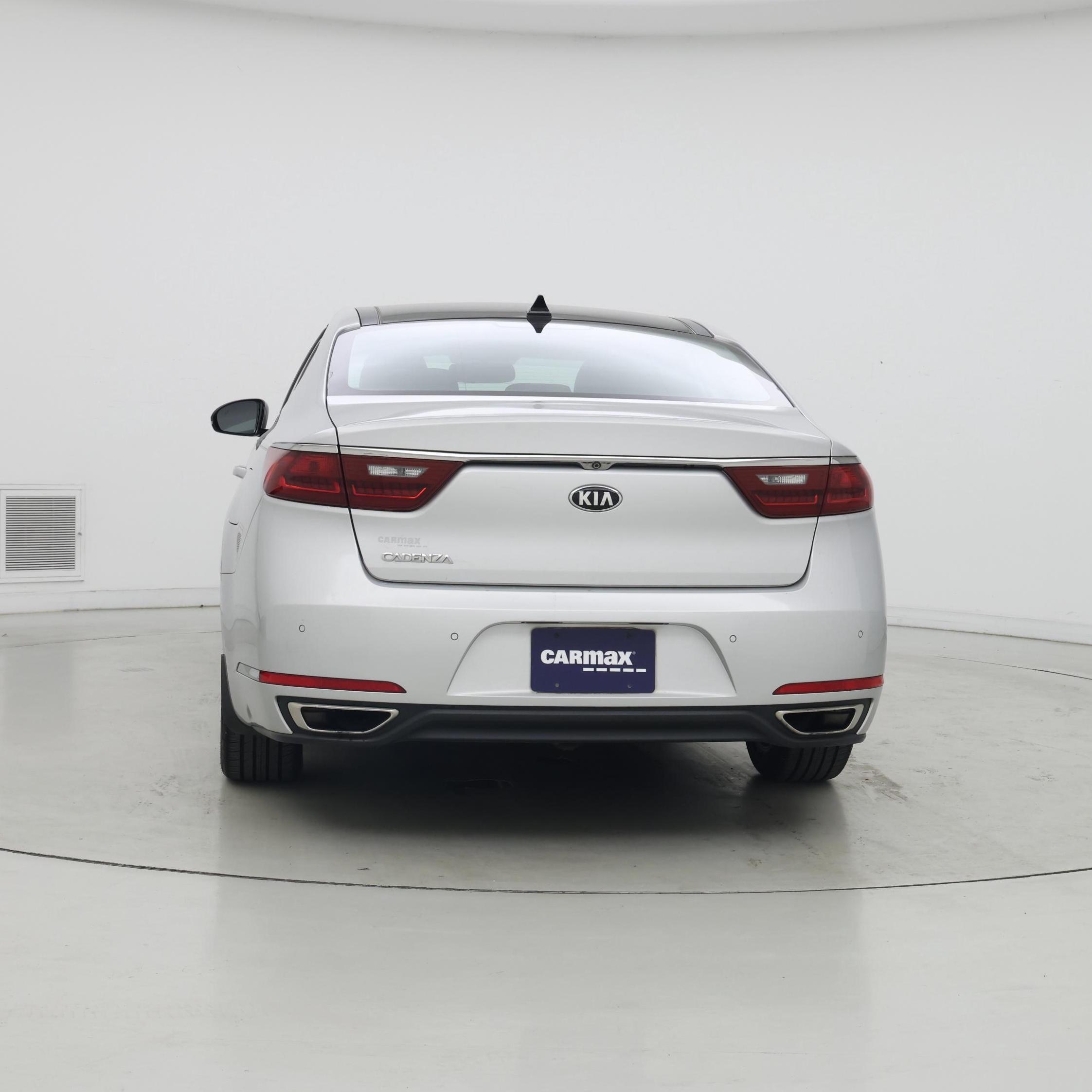 Thumbnail: 2017 Kia Cadenza - 6