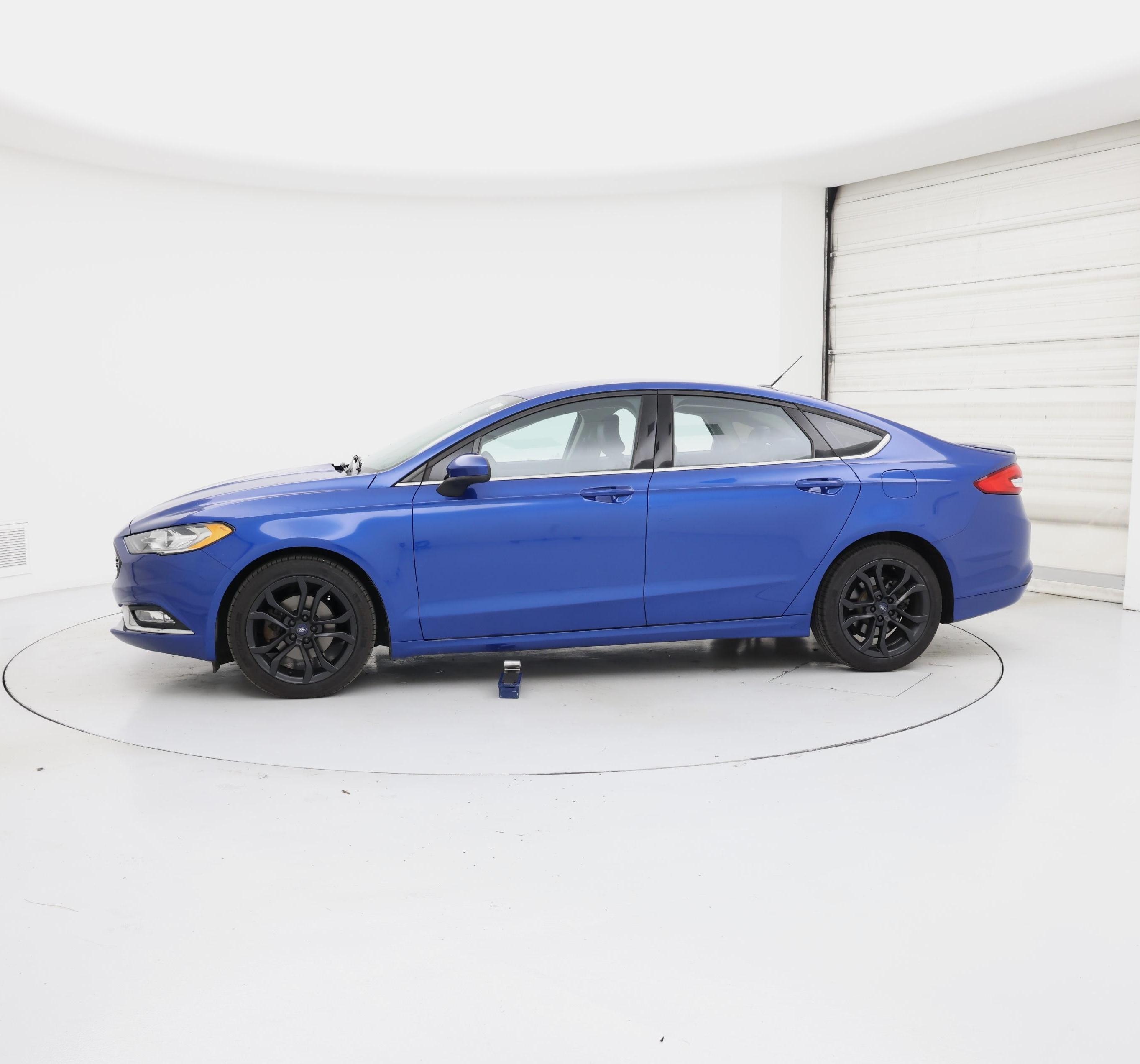 Thumbnail: 2017 Ford Fusion - 3