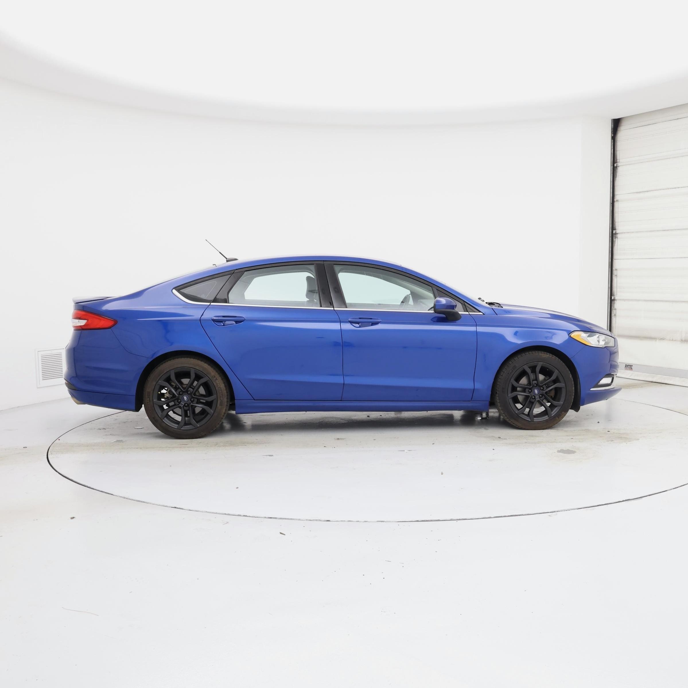 Thumbnail: 2017 Ford Fusion - 7