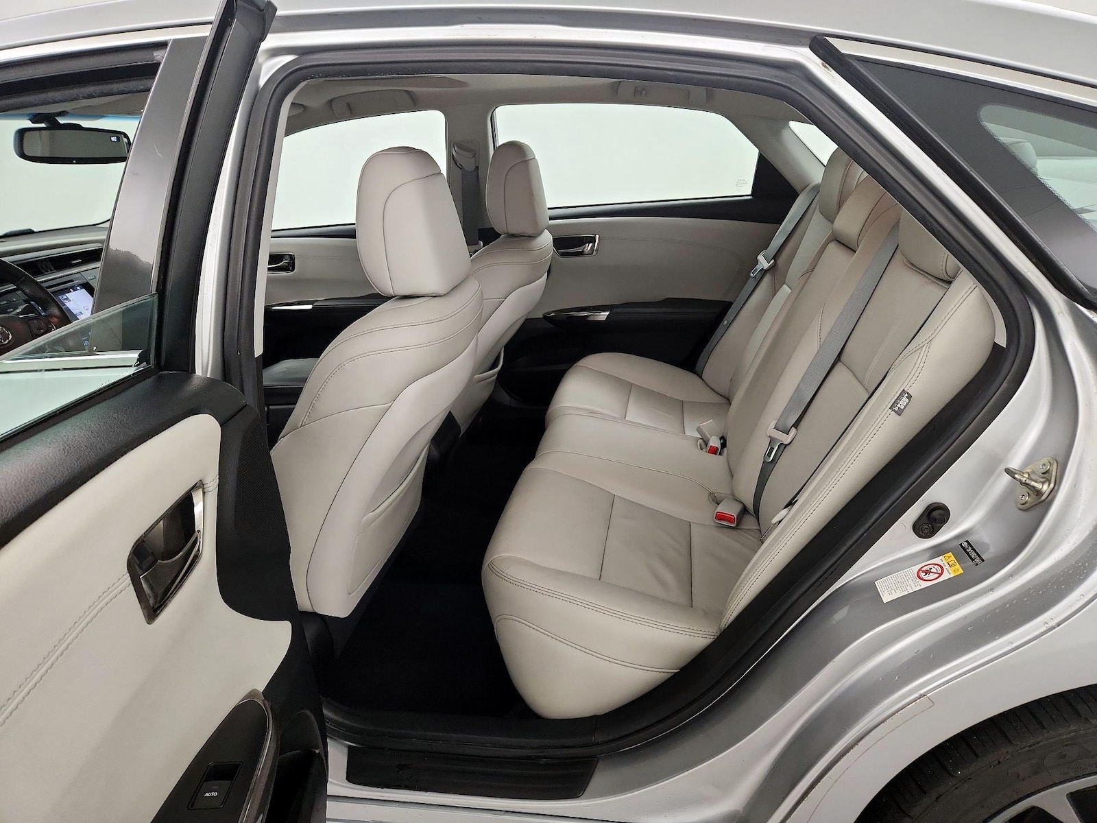 2016 Toyota Avalon XLE Touring - Photo 22