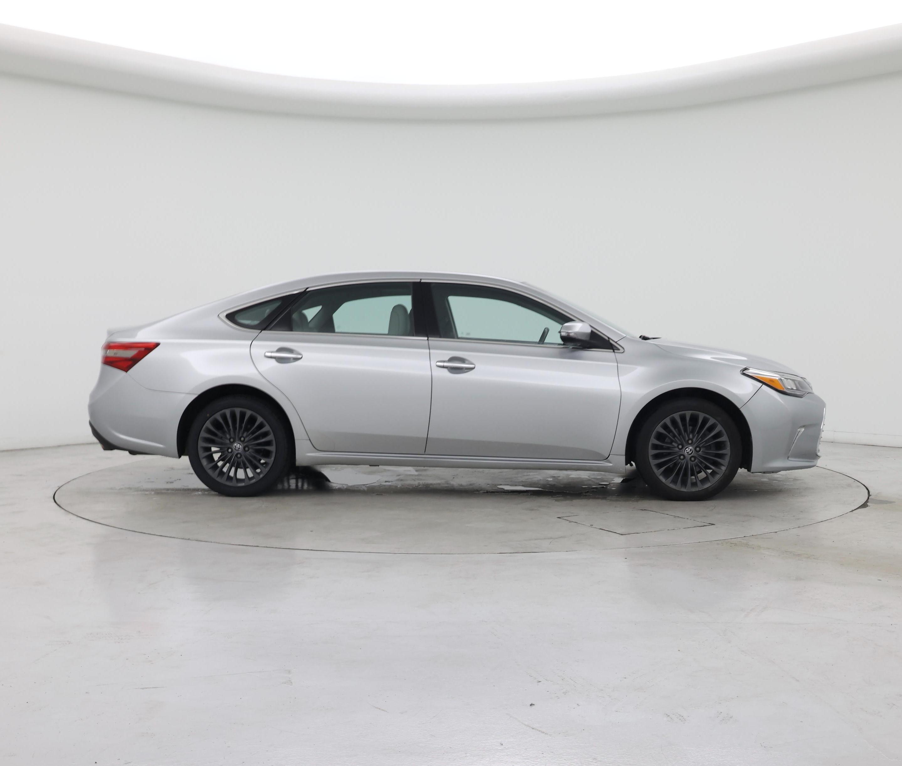 Thumbnail: 2016 Toyota Avalon - 7