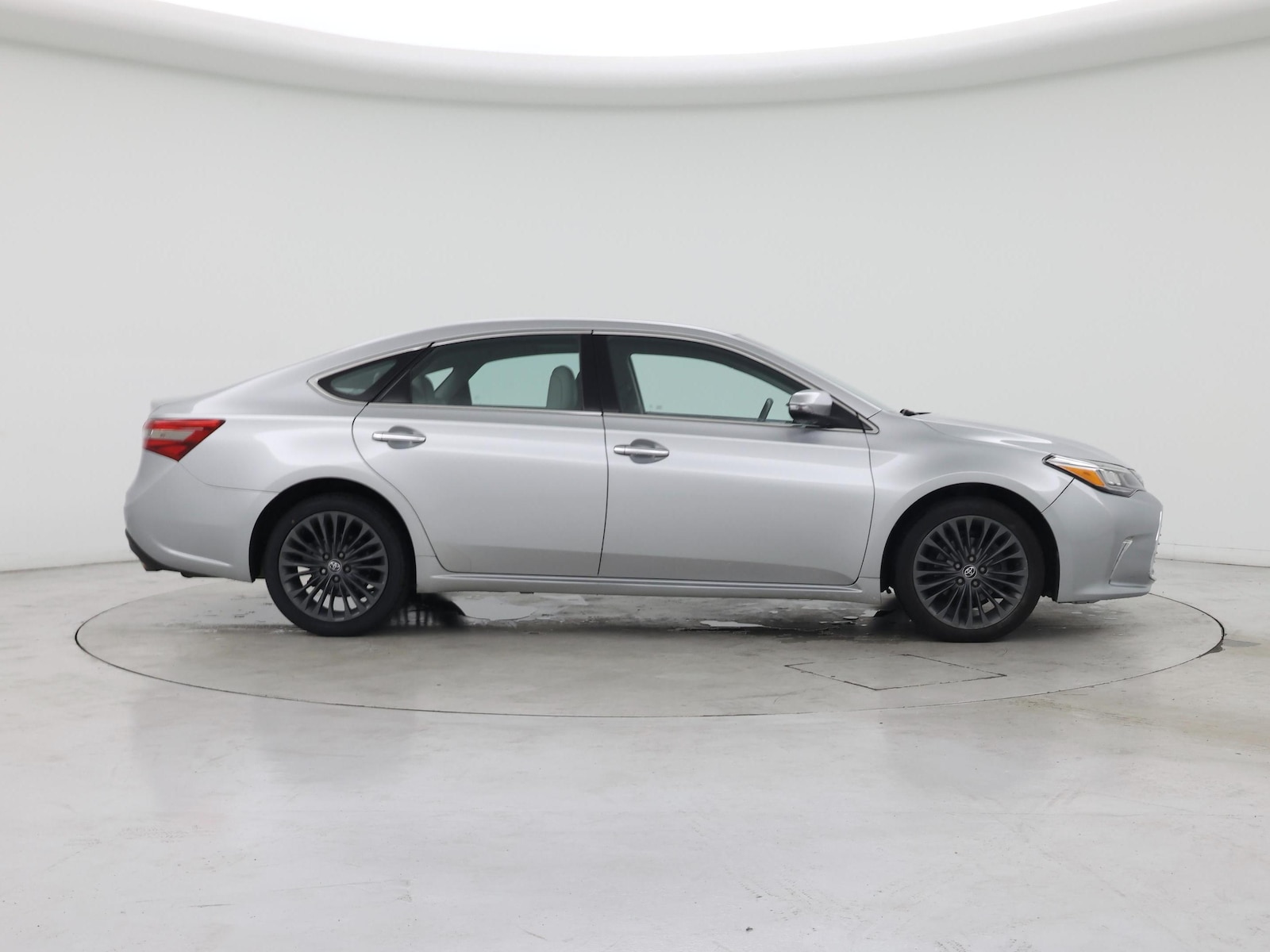 2016 Toyota Avalon XLE Touring - Photo 8