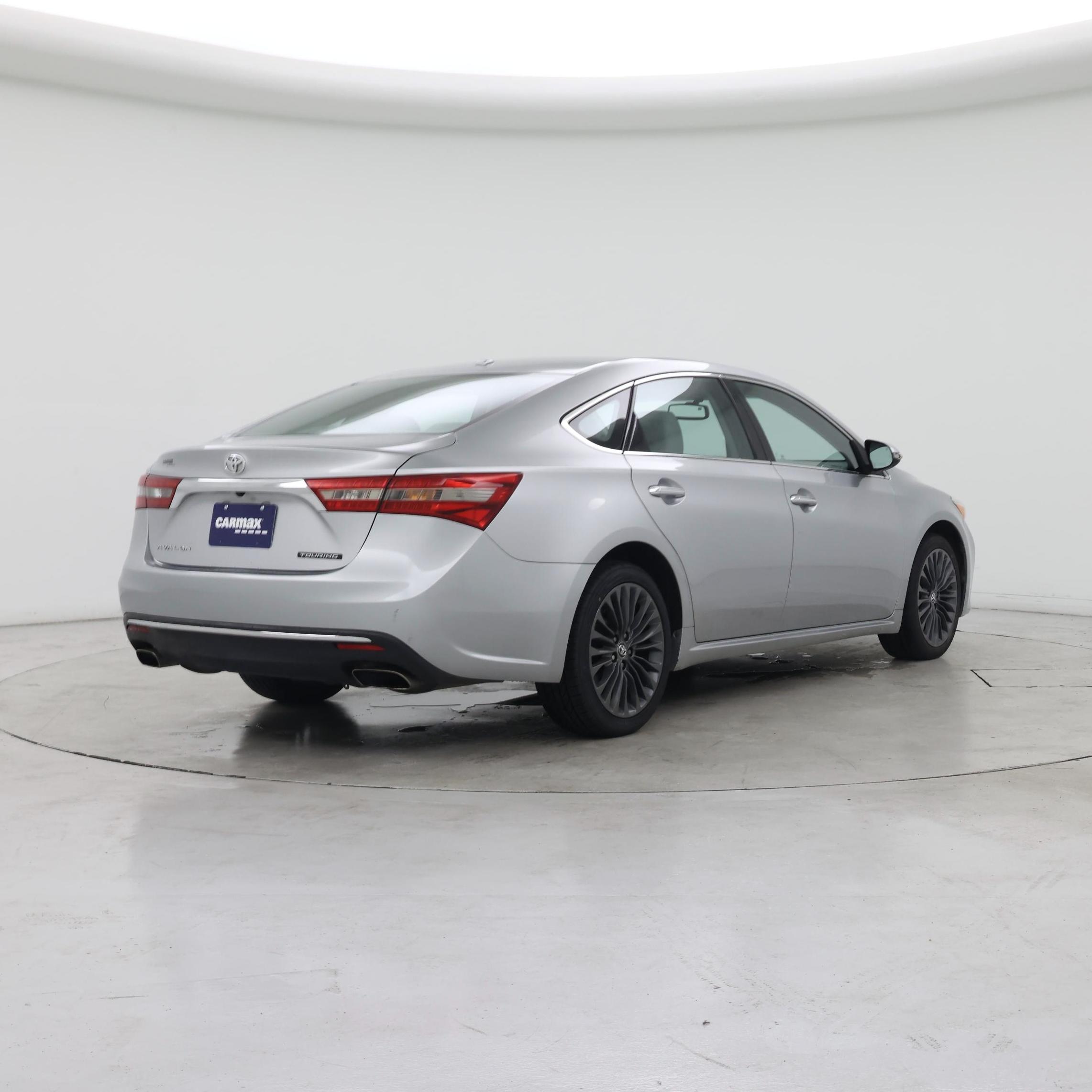 Thumbnail: 2016 Toyota Avalon - 8