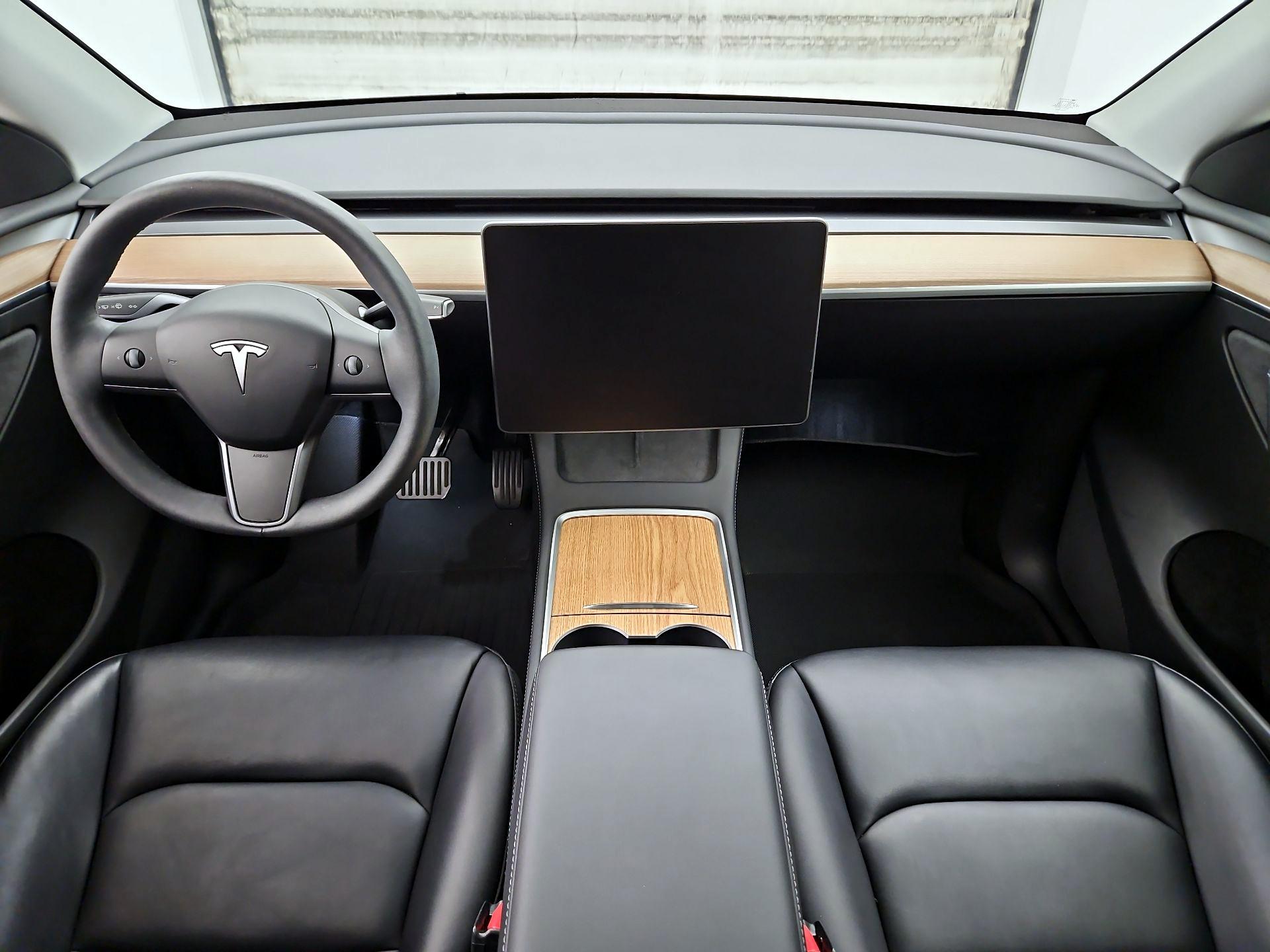 Thumbnail: 2023 Tesla Model Y - 9