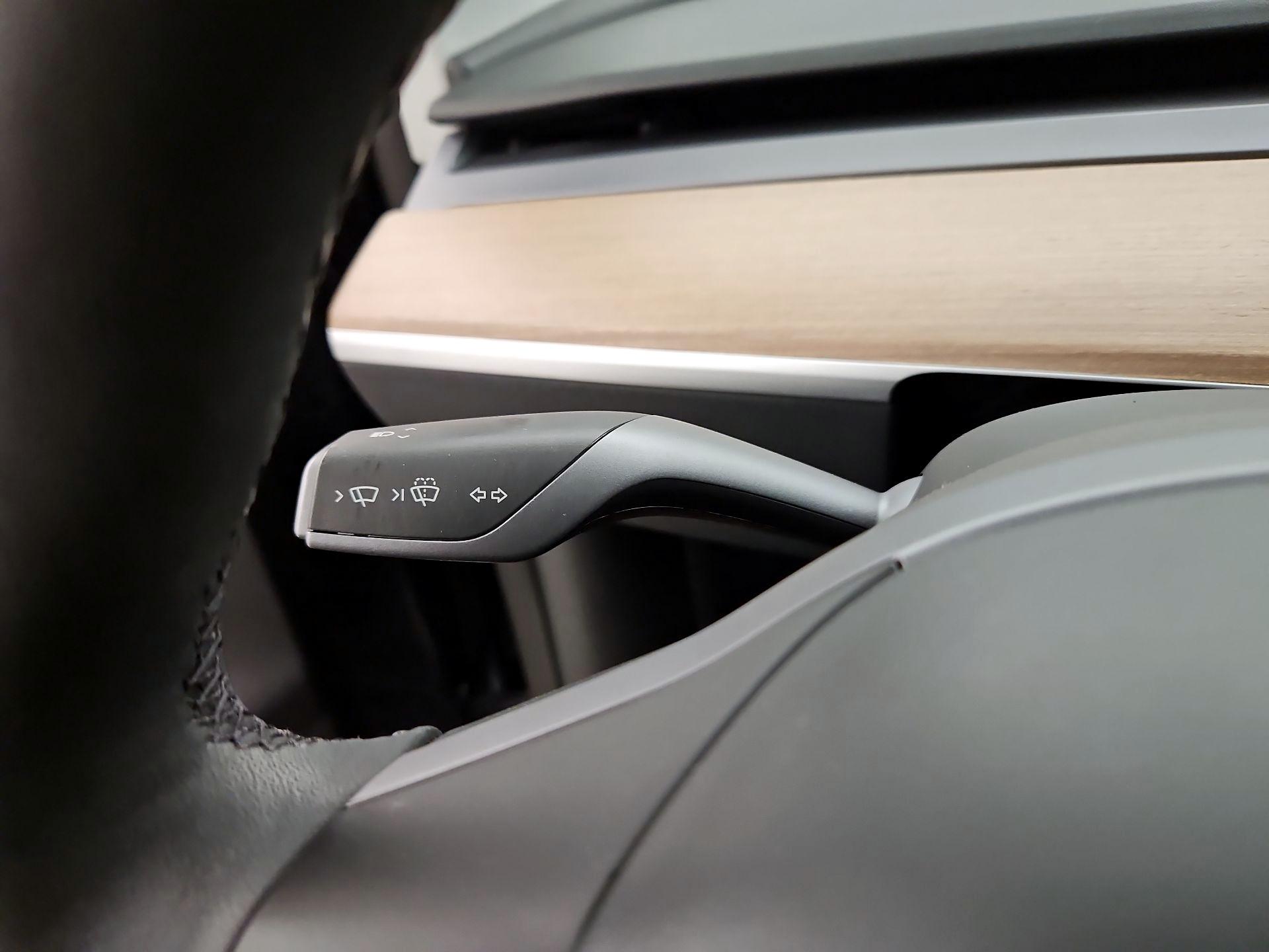 Thumbnail: 2023 Tesla Model Y - 13