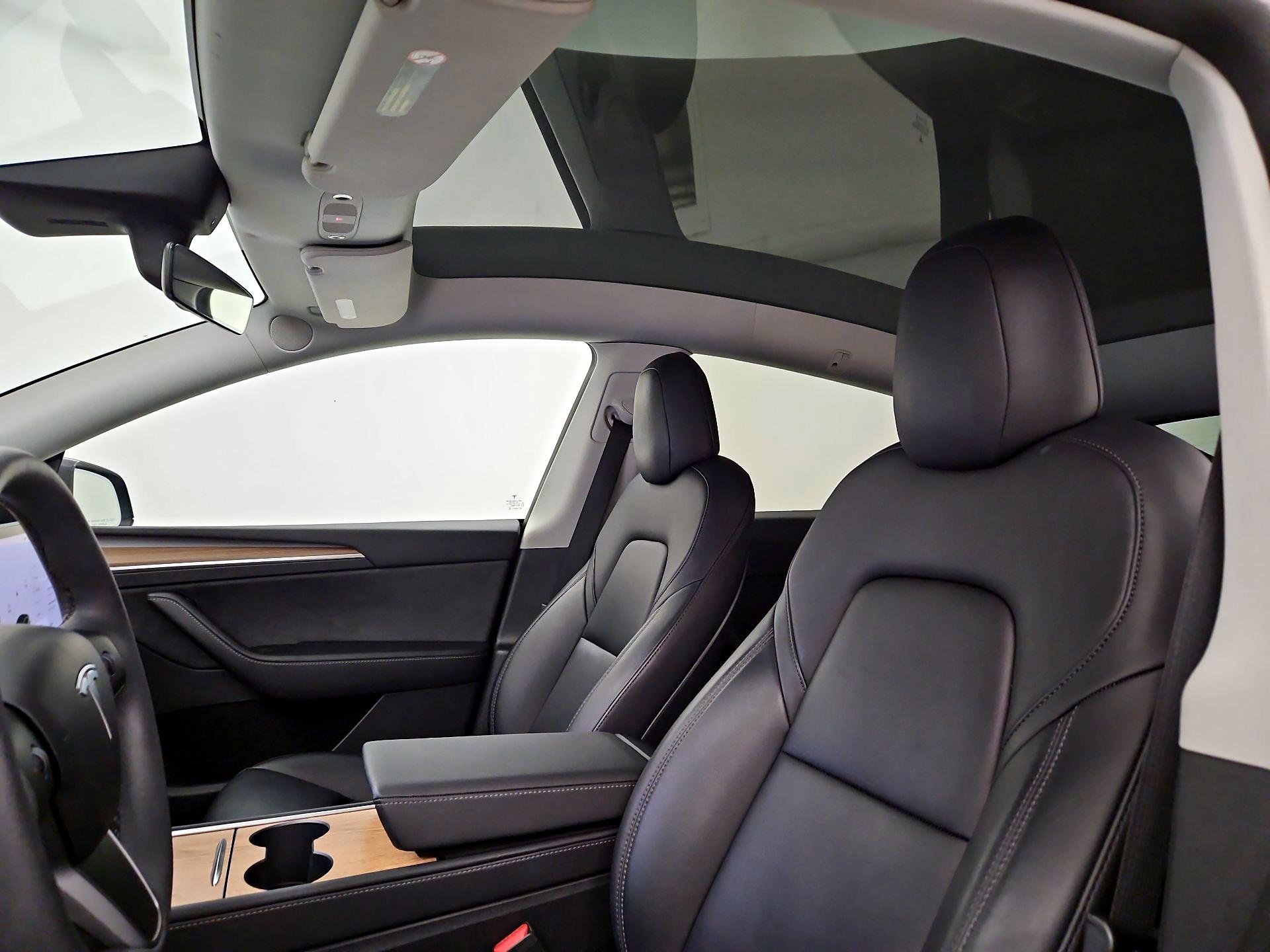 Thumbnail: 2023 Tesla Model Y - 20