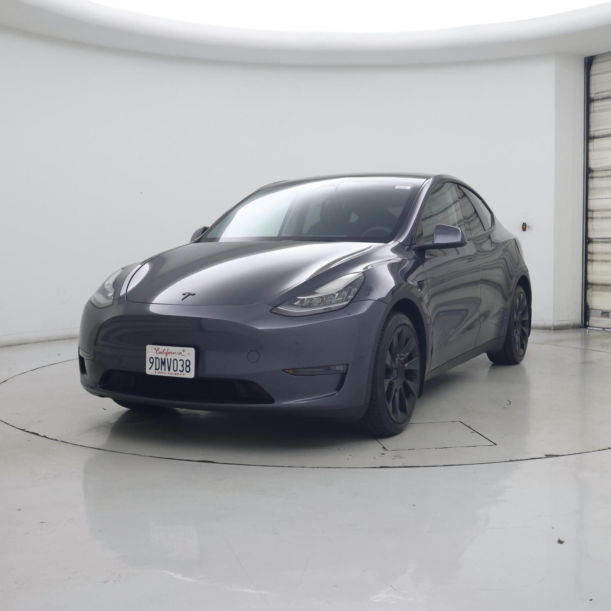 Thumbnail: 2023 Tesla Model Y - 4