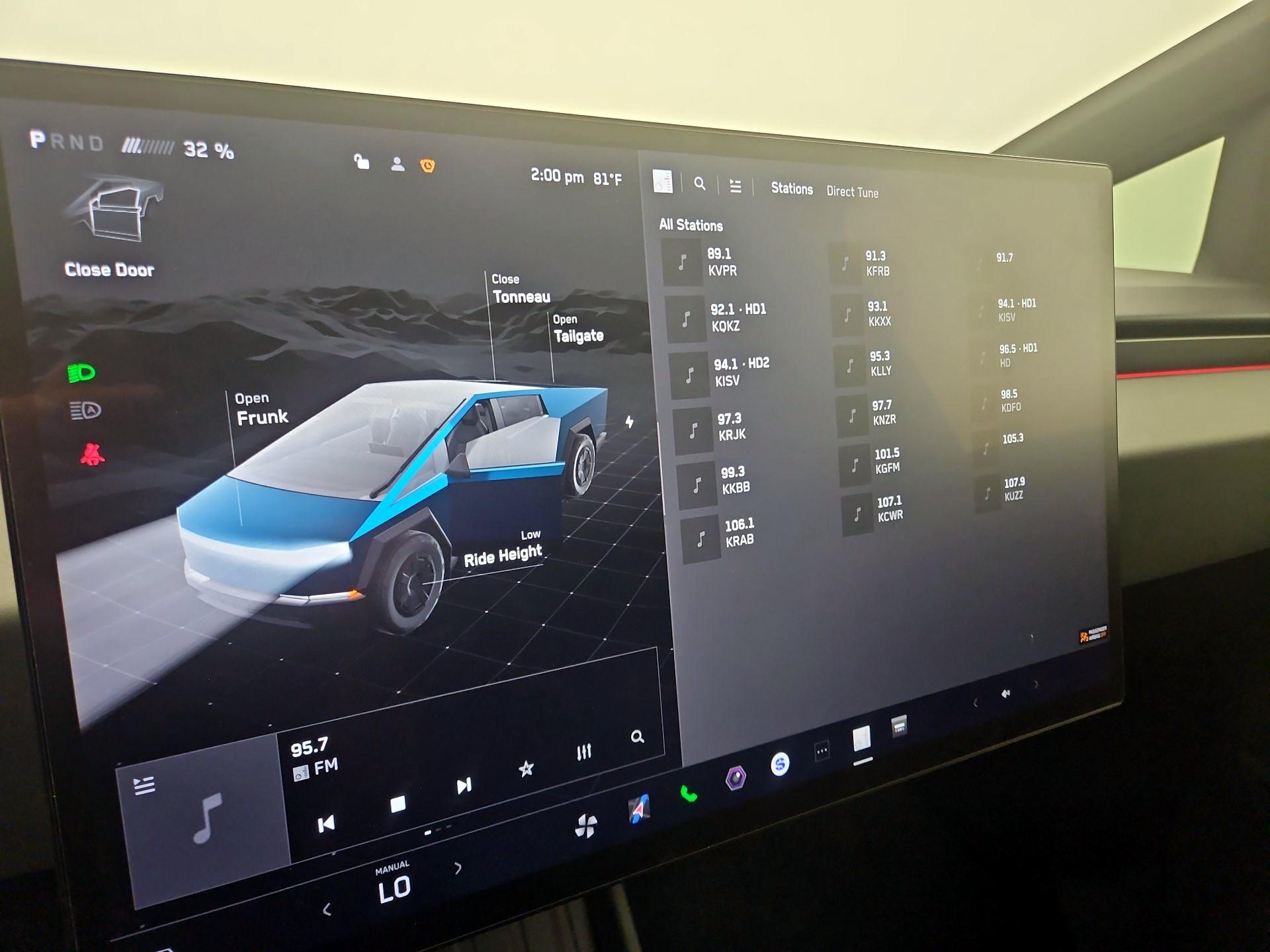 Thumbnail: 2025 Tesla Cybertruck - 15