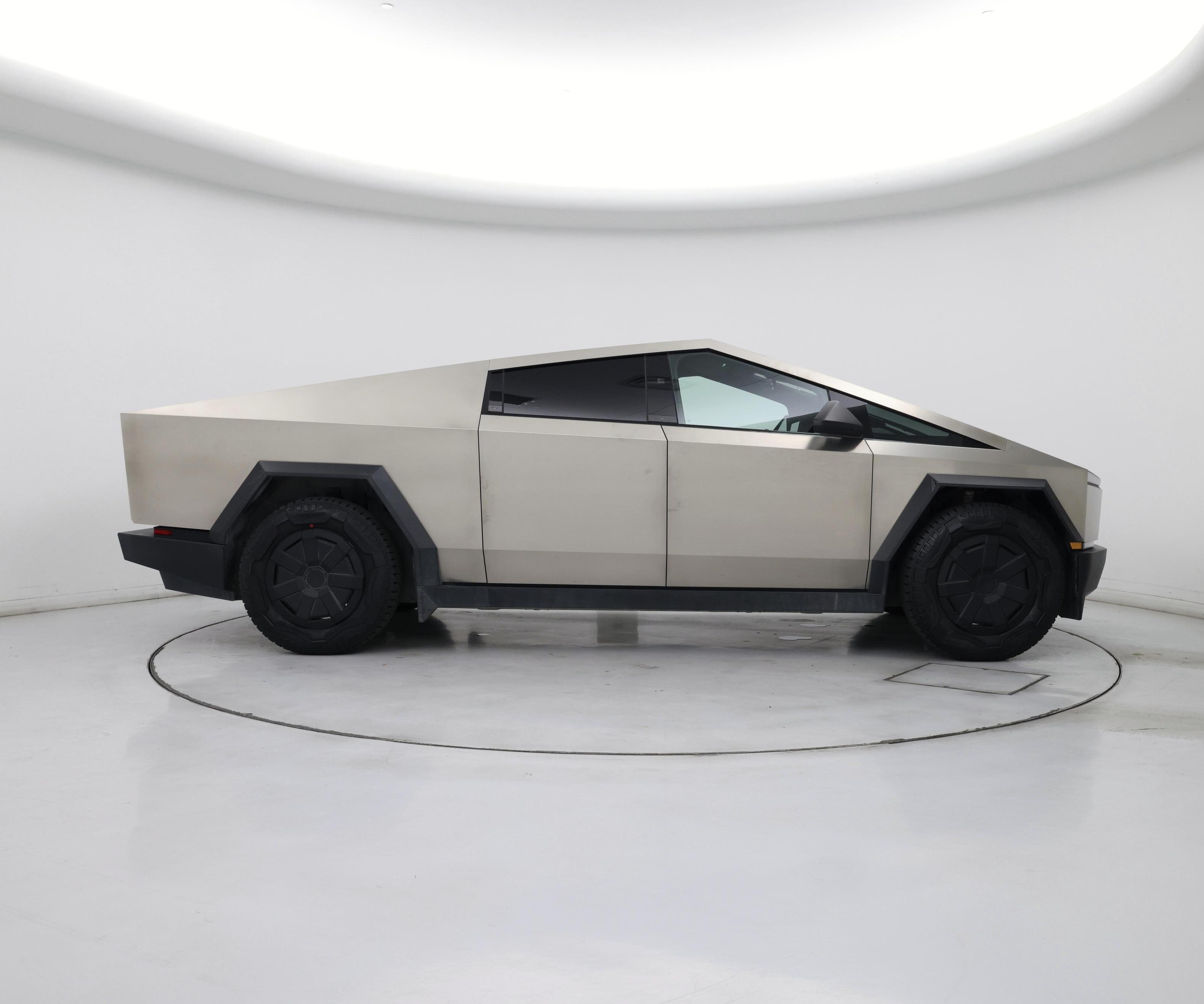Thumbnail: 2025 Tesla Cybertruck - 7