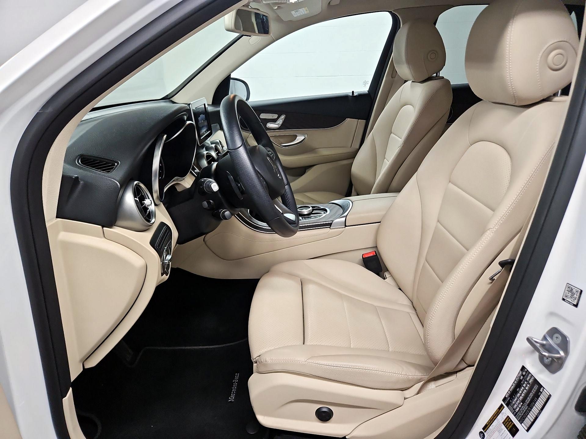 Thumbnail: 2019 Mercedes-Benz GLC - 11
