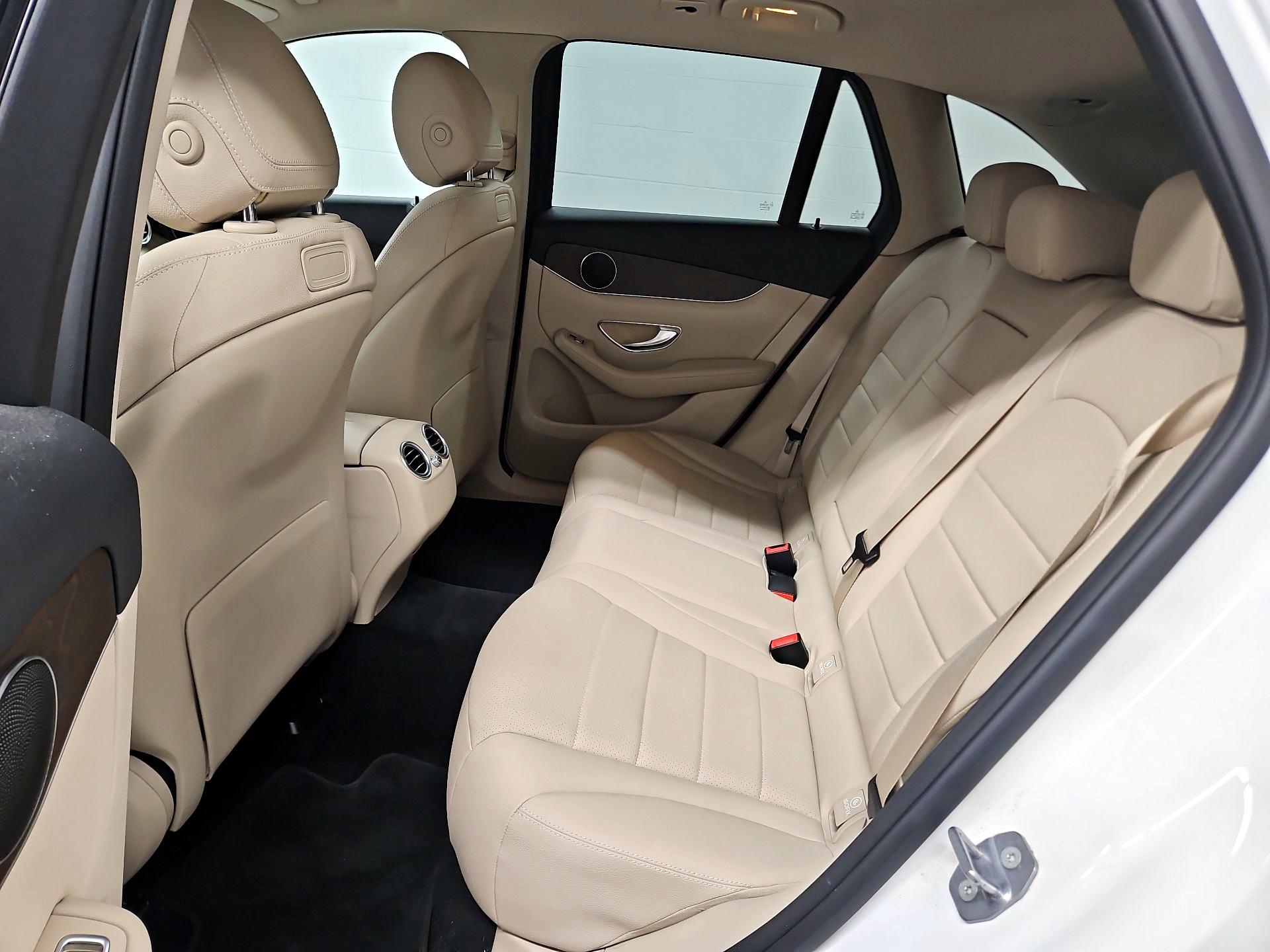 Thumbnail: 2019 Mercedes-Benz GLC - 19